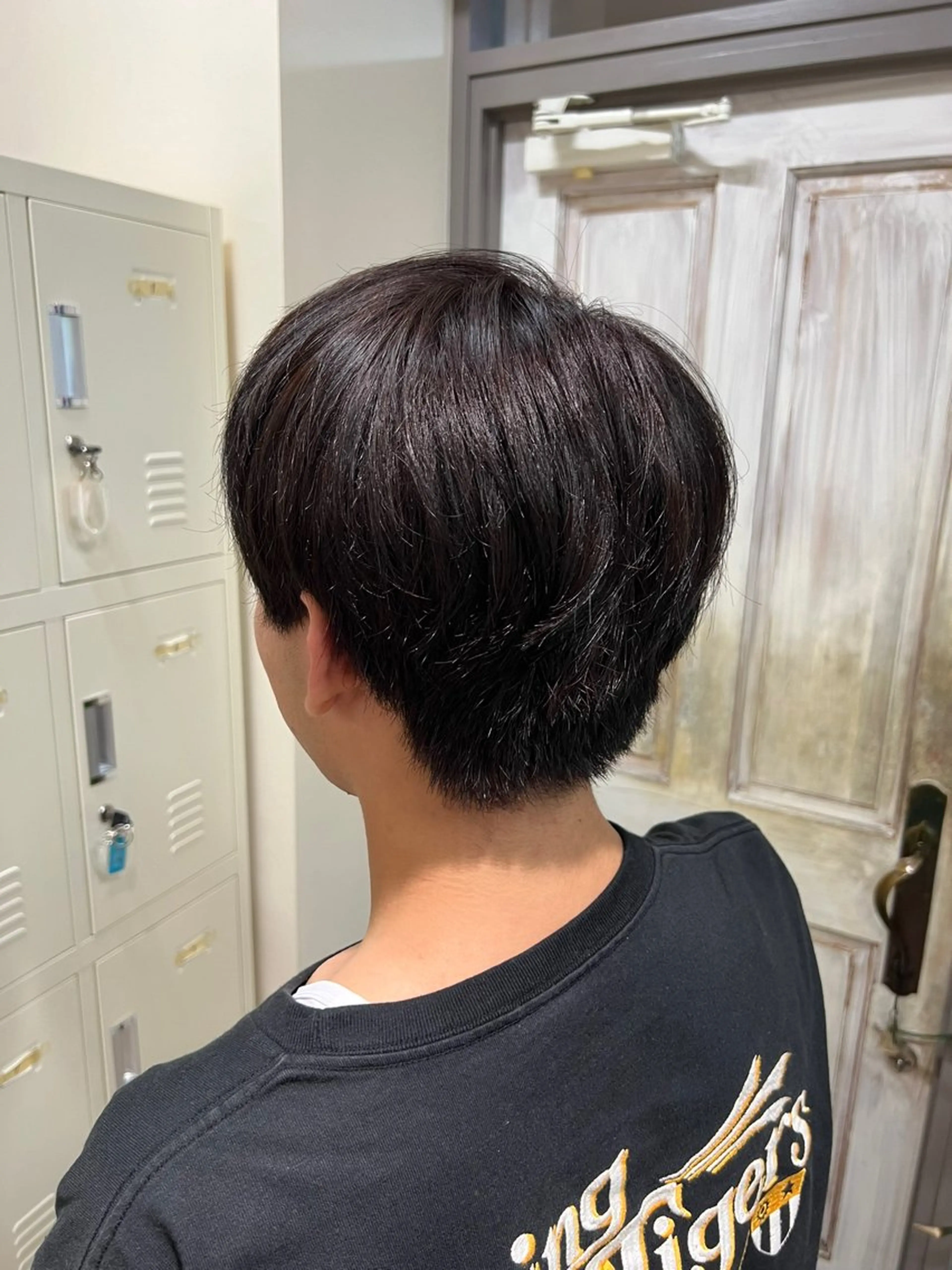 【清潔感アップ　No. 1】　　メンズカット➕ケアスパ（5分）　　¥3500の写真