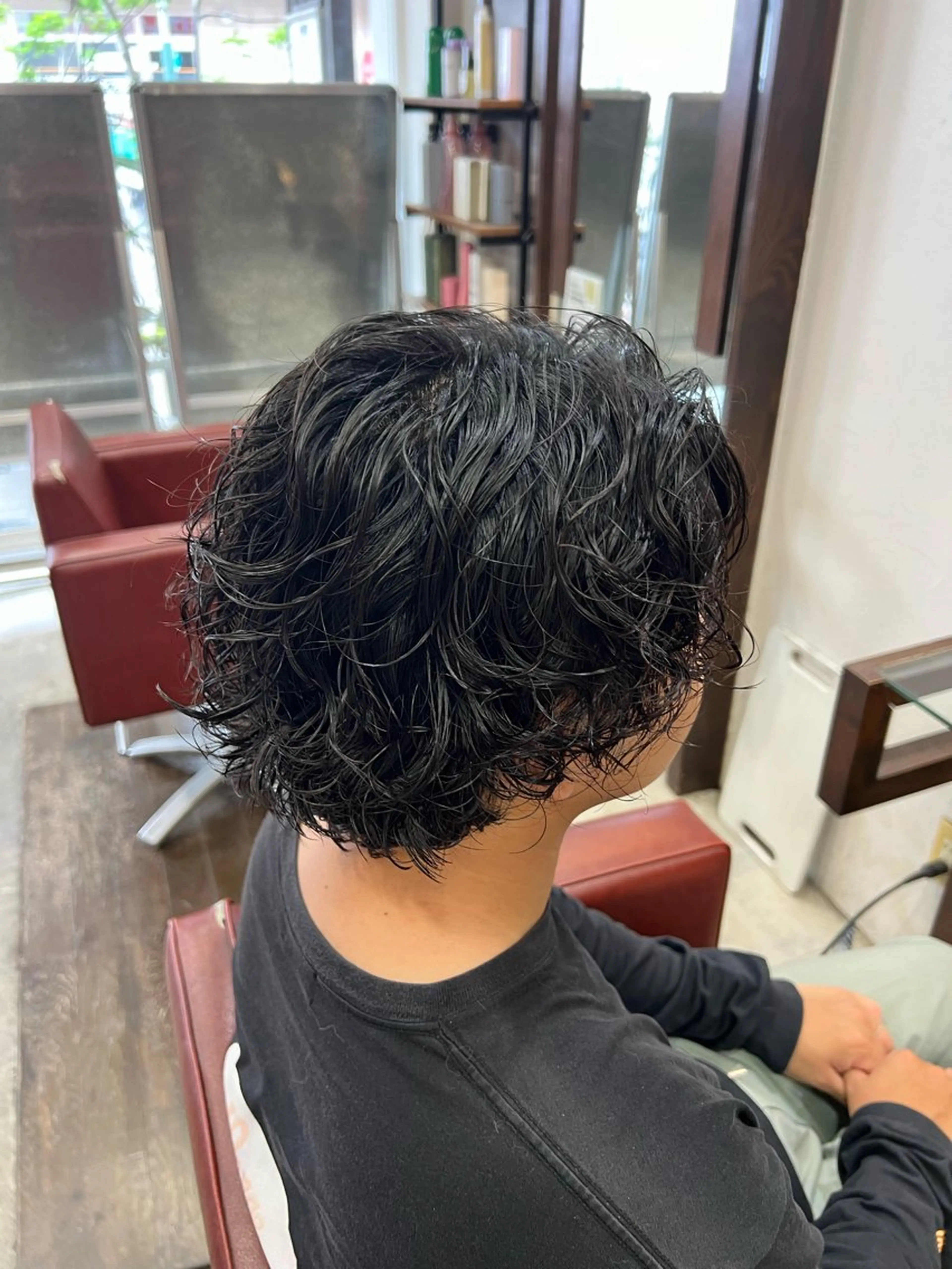 ミディアム パーマ メンズ カット パーマ 湘南のパーマ職人 🔥清水琉葵🔥のヘアスタイル