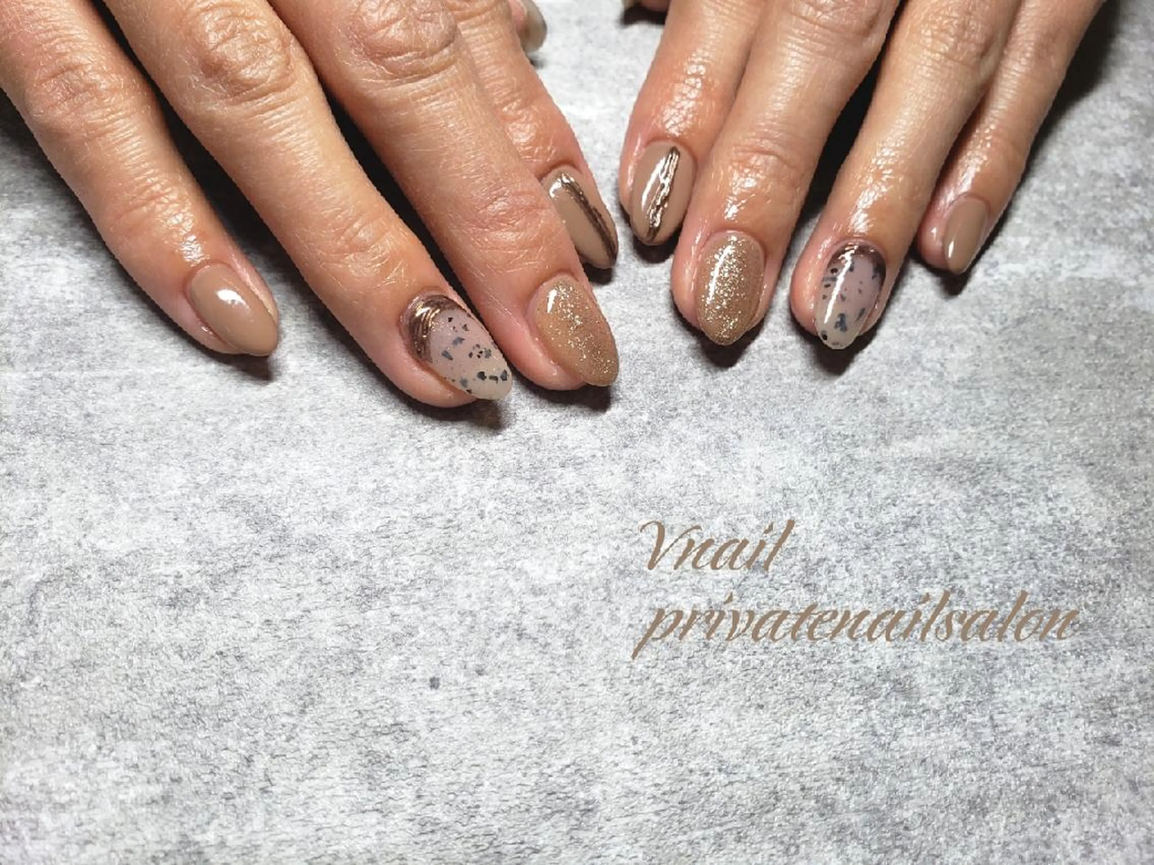 ネイル V. nailのネイルデザイン
