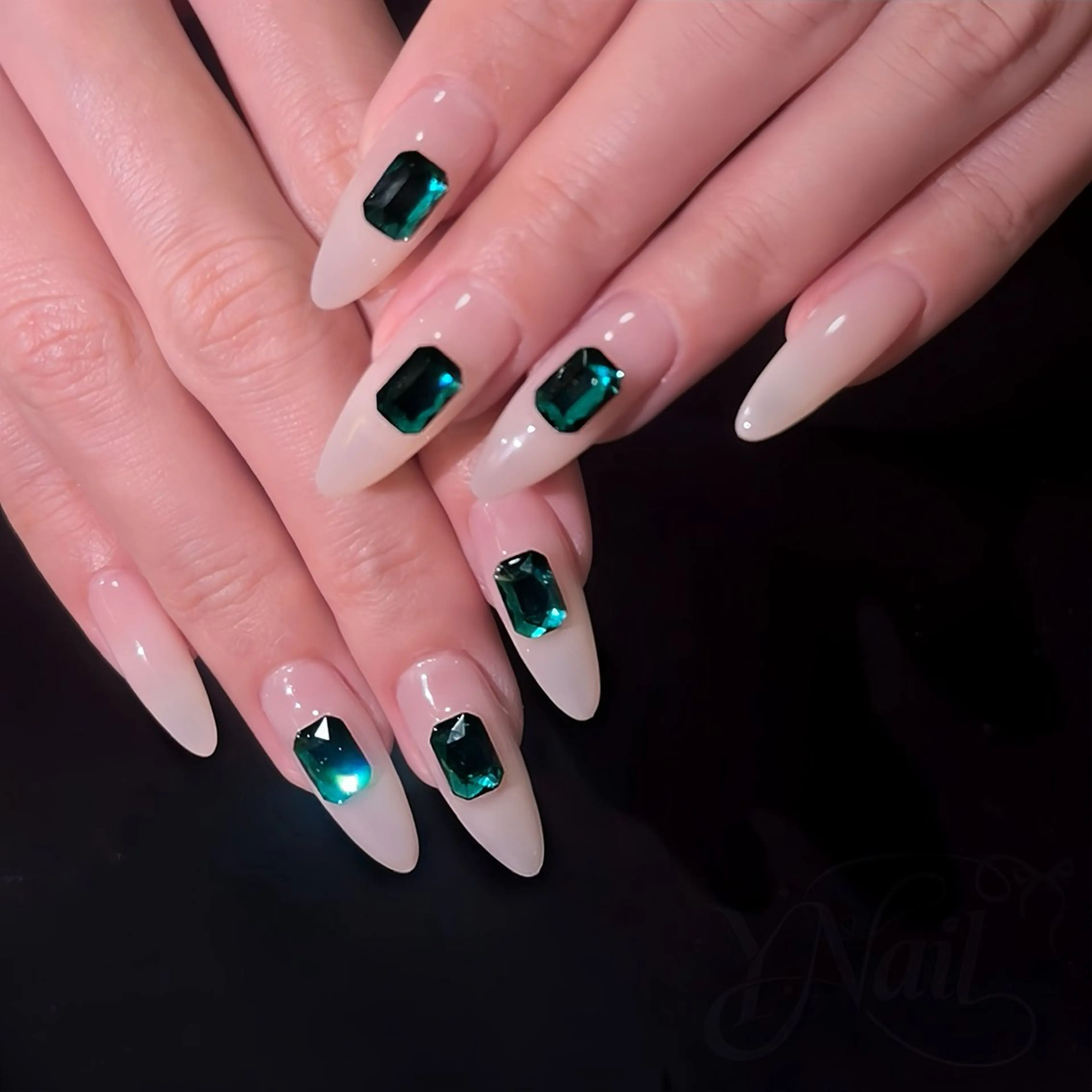 ネイル ハンドネイル Y.Nailサロン所属・Y. Nailのネイルデザイン