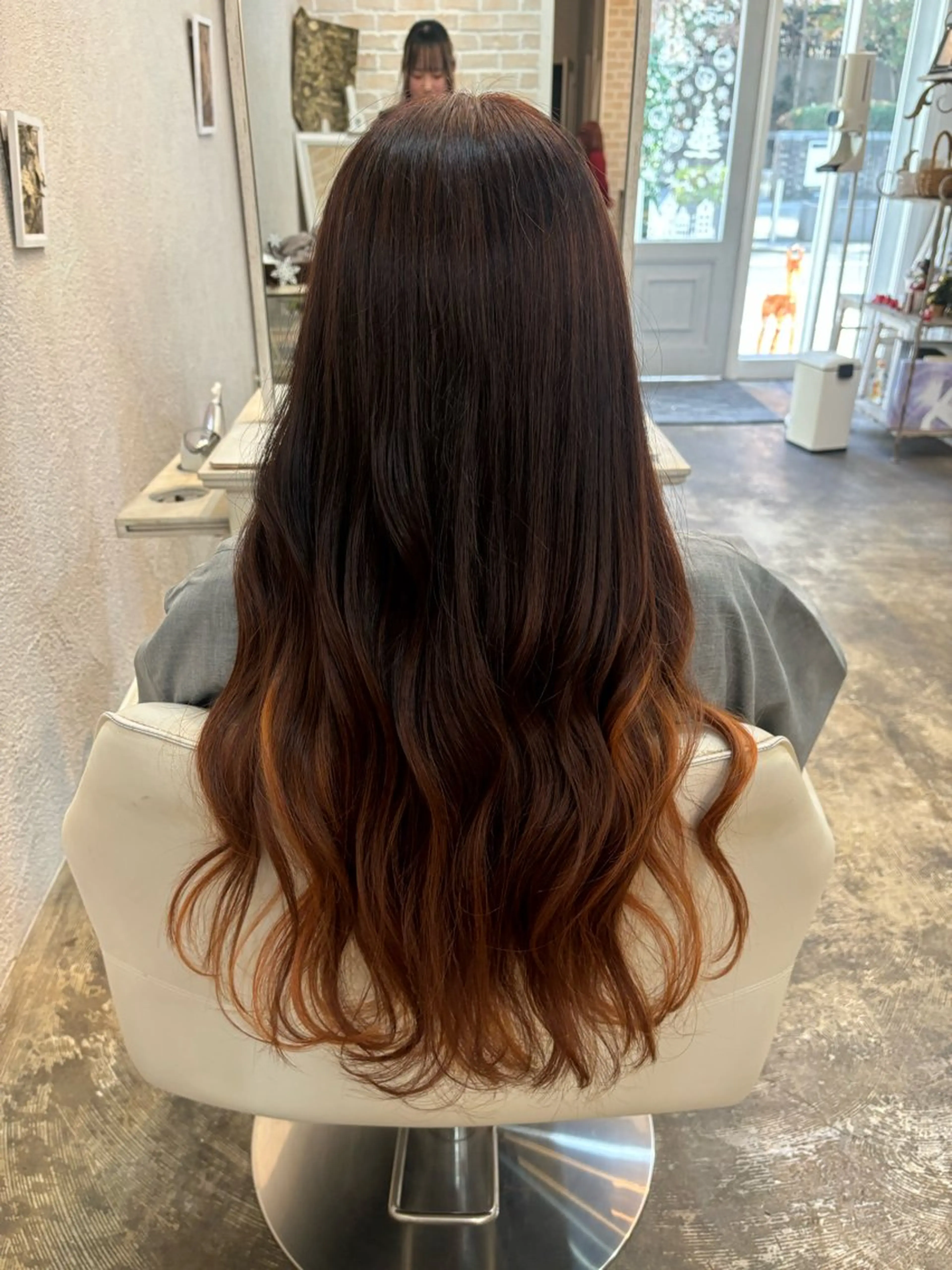 ロング カラー 山﨑彩乃 🫧 髪質改善✨️のヘアスタイル