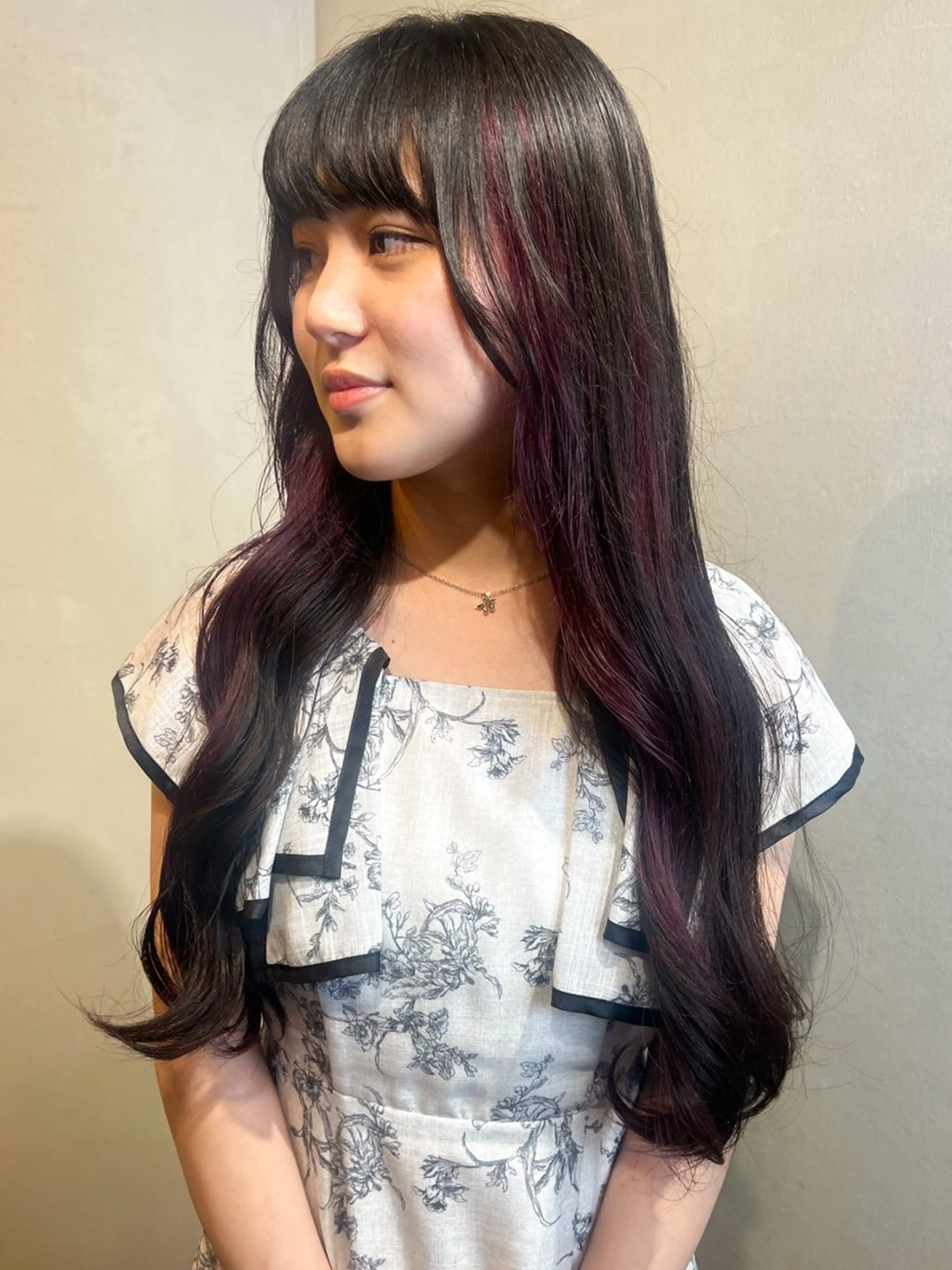 ロング カラー ヘアカラー トリートメント Aya/四条烏丸/ インナーカラーのヘアスタイル