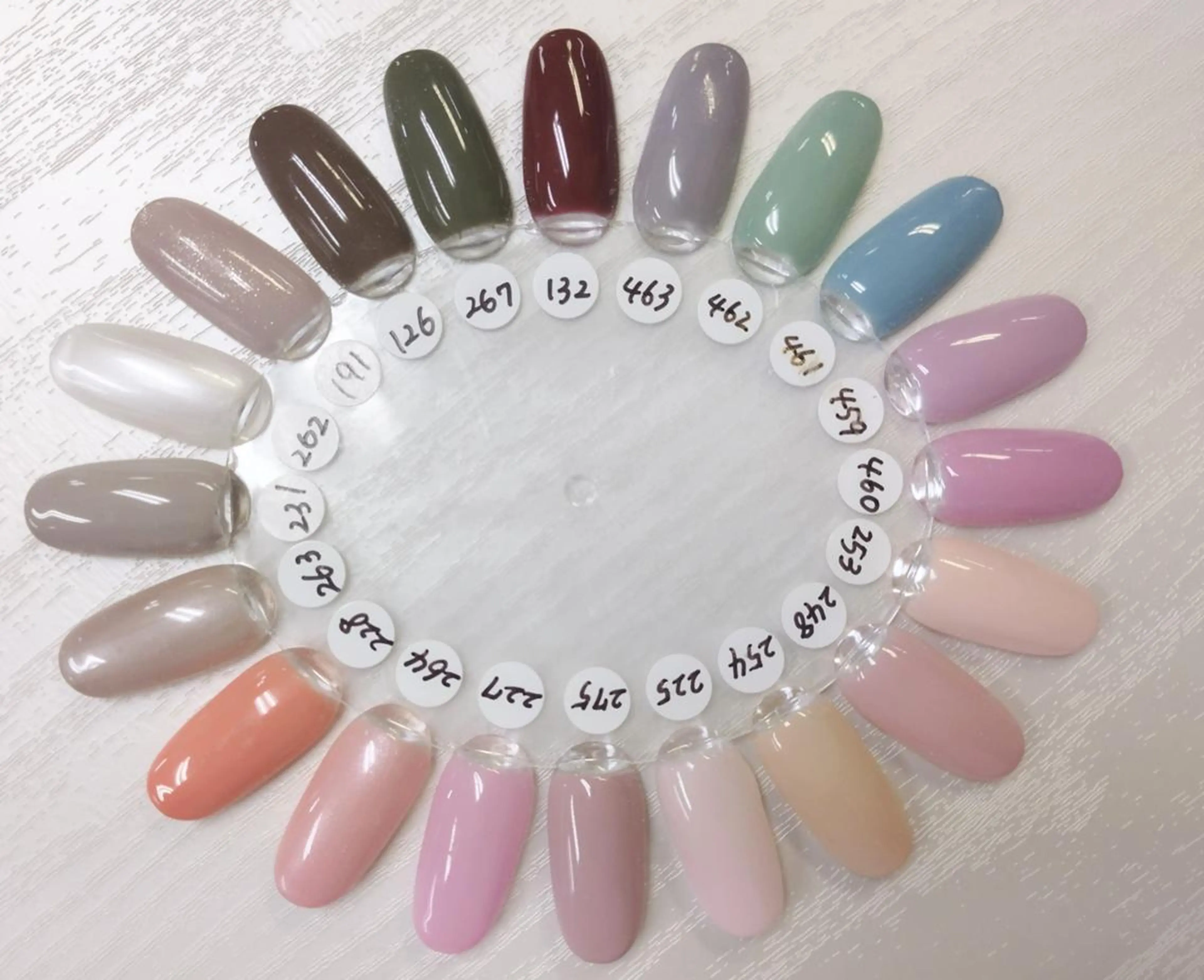 ネイル グラデーション ワンカラーネイル nail&eye SyiSyuのネイルデザイン