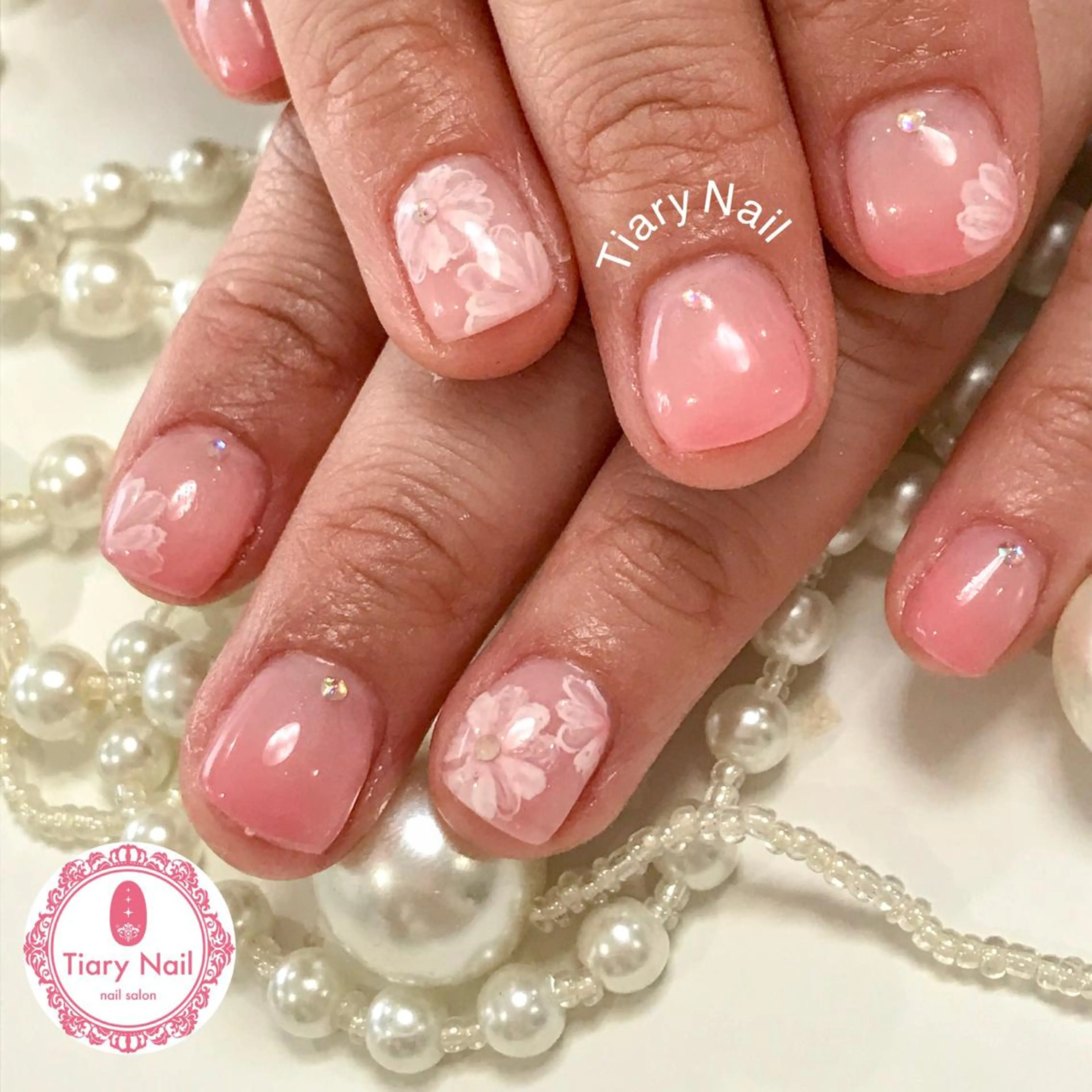 ネイル 💗🪽Tiary Nail🪽💗のネイルデザイン