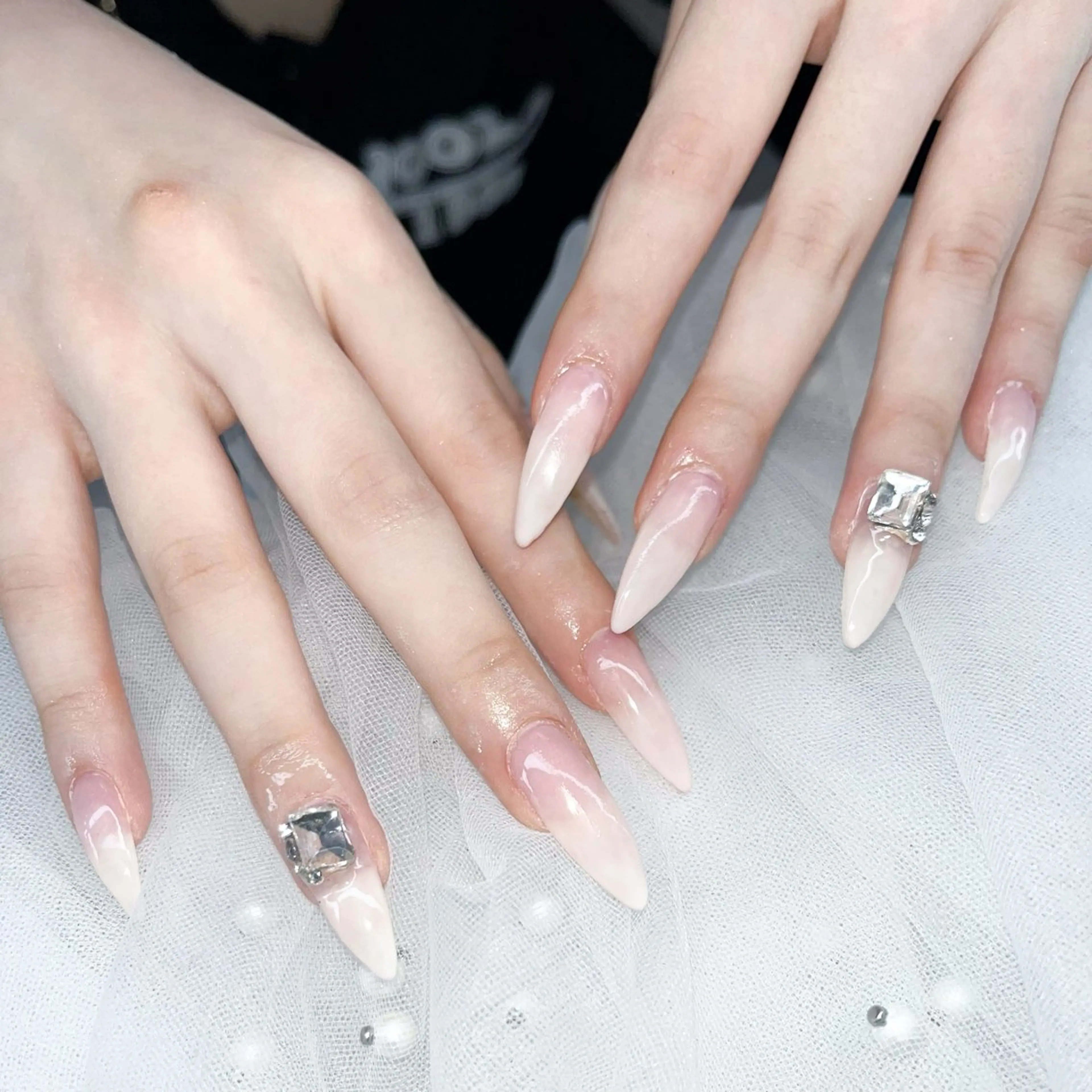 ネイル ハンドネイル VIERU YURIのネイルデザイン