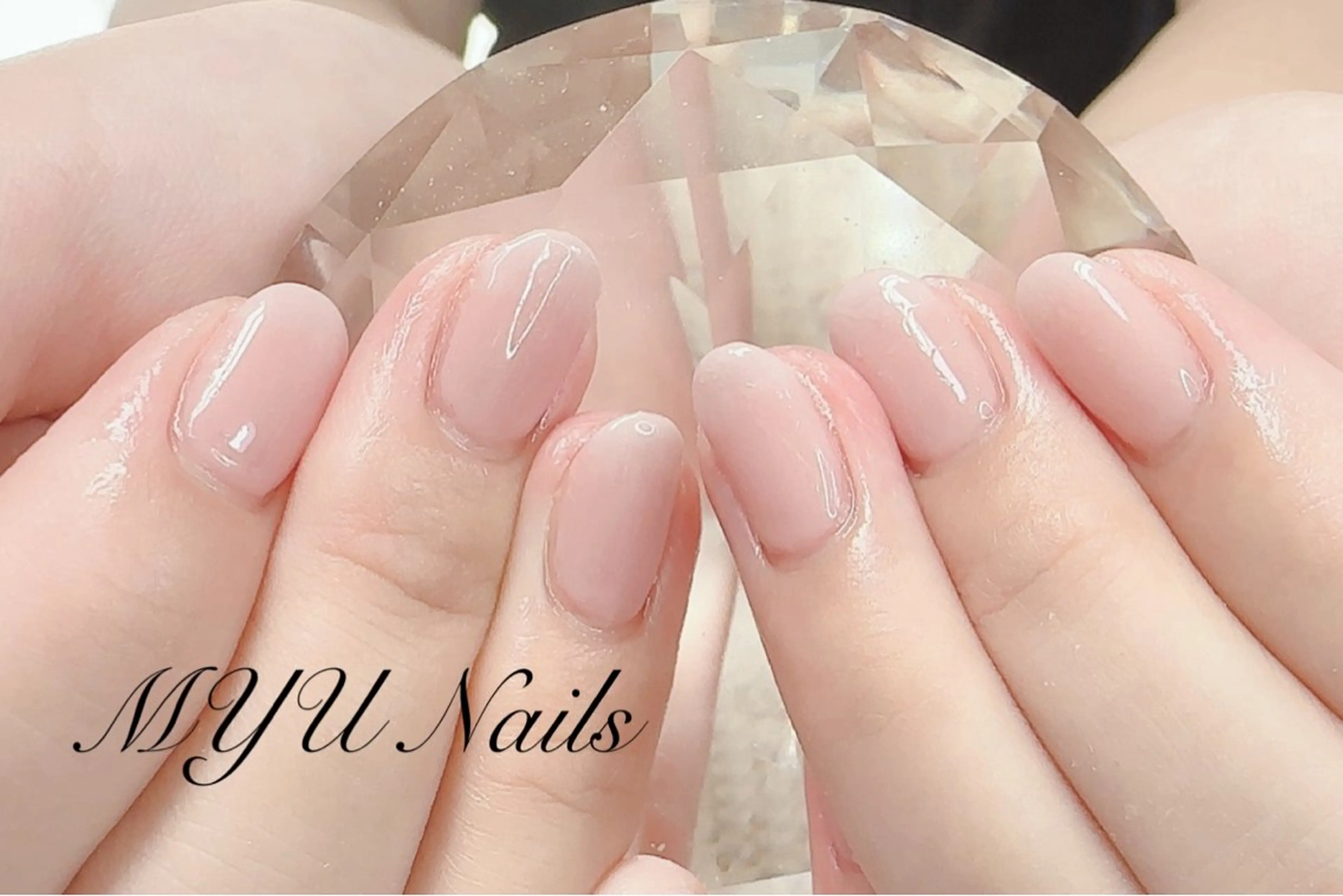 ネイル ジェルネイル 持ち込み ニュアンスネイル ワンカラーネイル パラジェル ハンドネイル ニュアンスネイル🌈 MYU Nailsのネイルデザイン