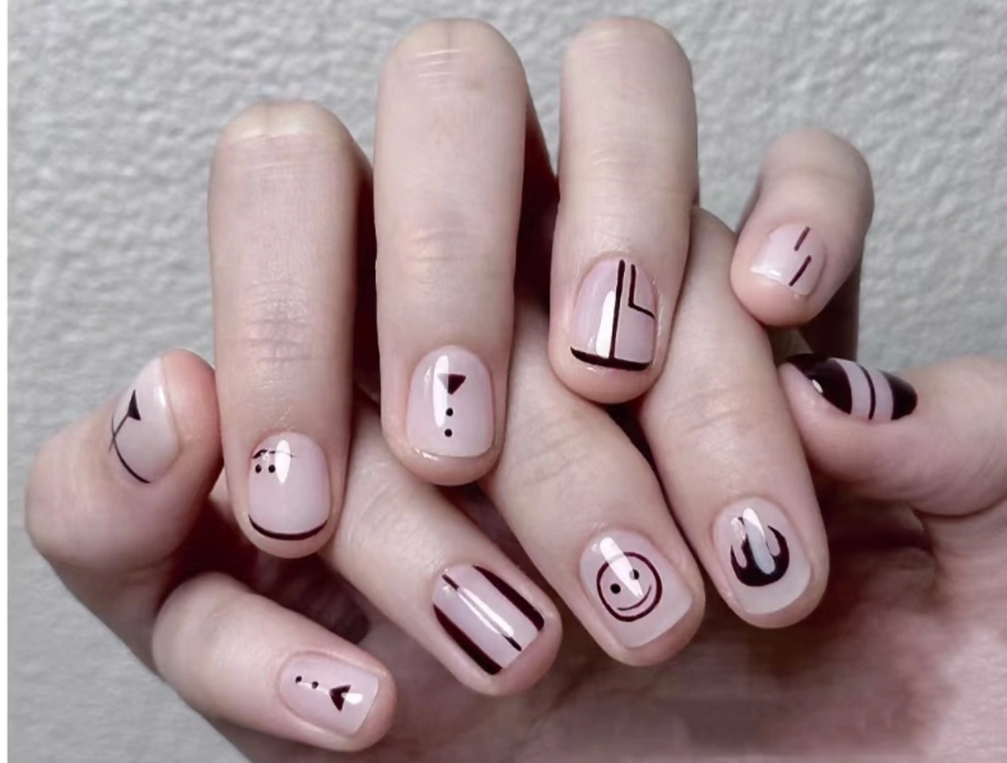 ネイル 中山 美月のネイルデザイン