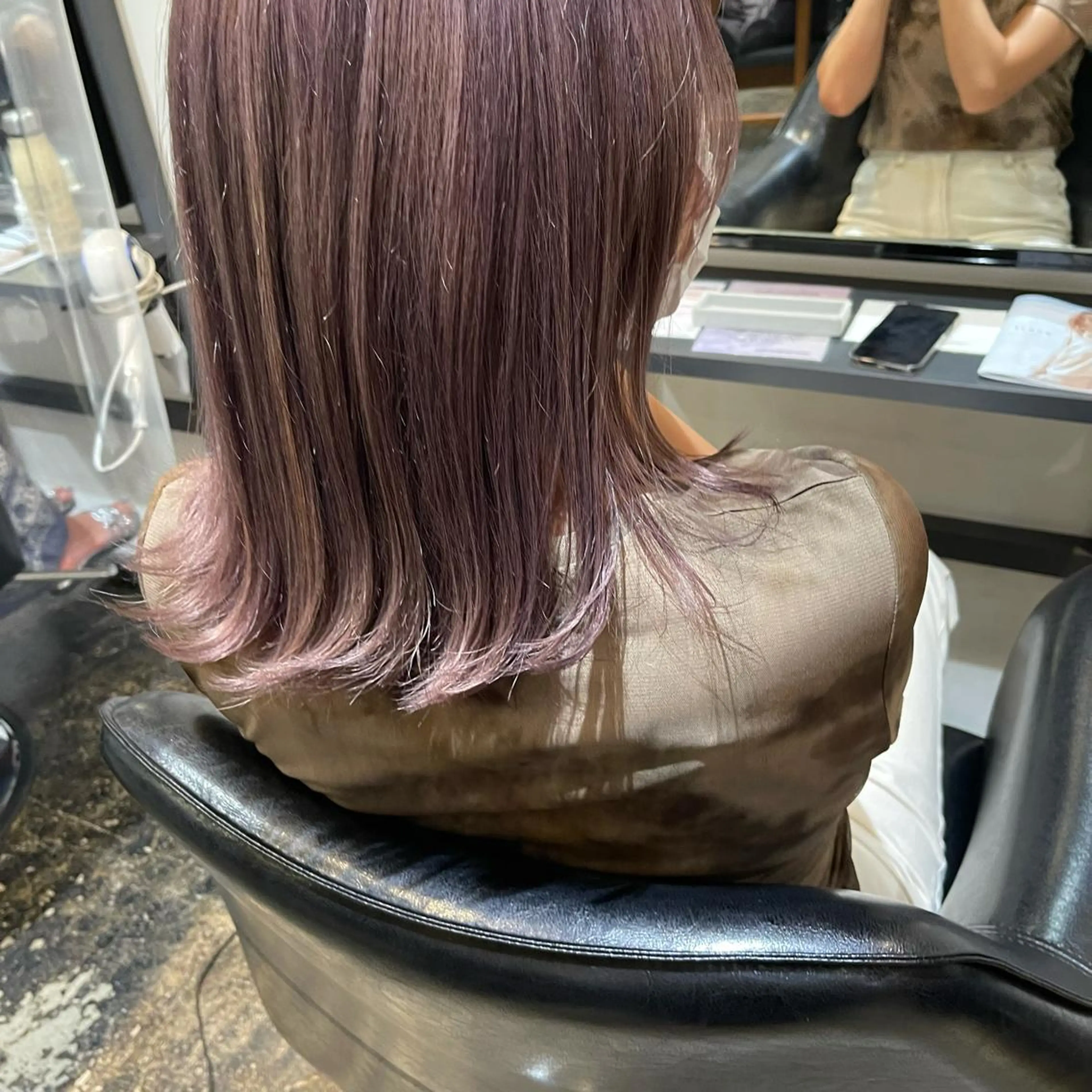 ミディアム カラー ヘアカラー UMEDA FIGAROのヘアスタイル