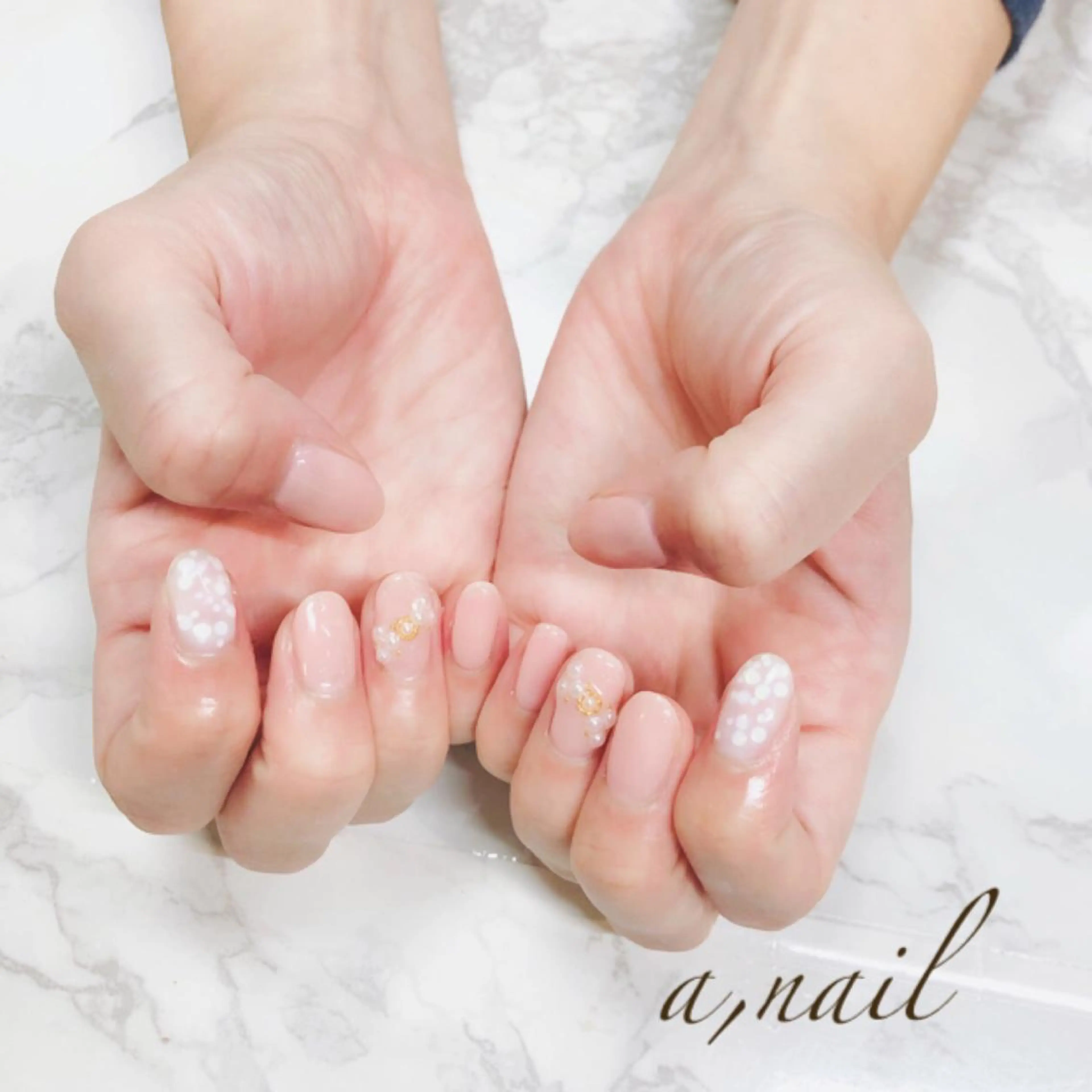 ネイル フットネイル ジェルネイル グラデーション オフィスネイル ワンカラーネイル ハンドネイル ネイルサロン エーネイルのネイルデザイン