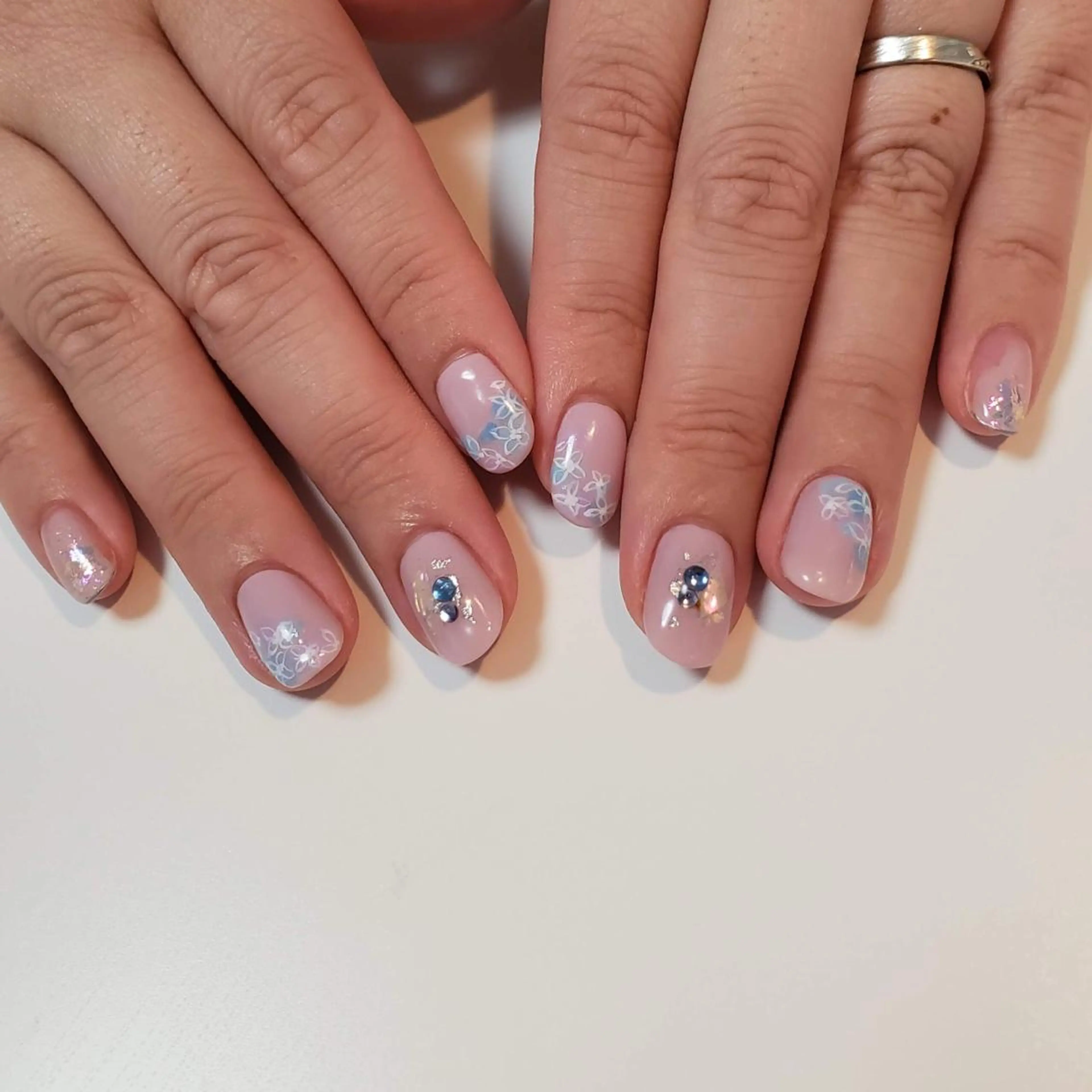 ネイル ネイル&フットケアサロンアイアムアイ所属・ネイリスト モリシタのネイルデザイン