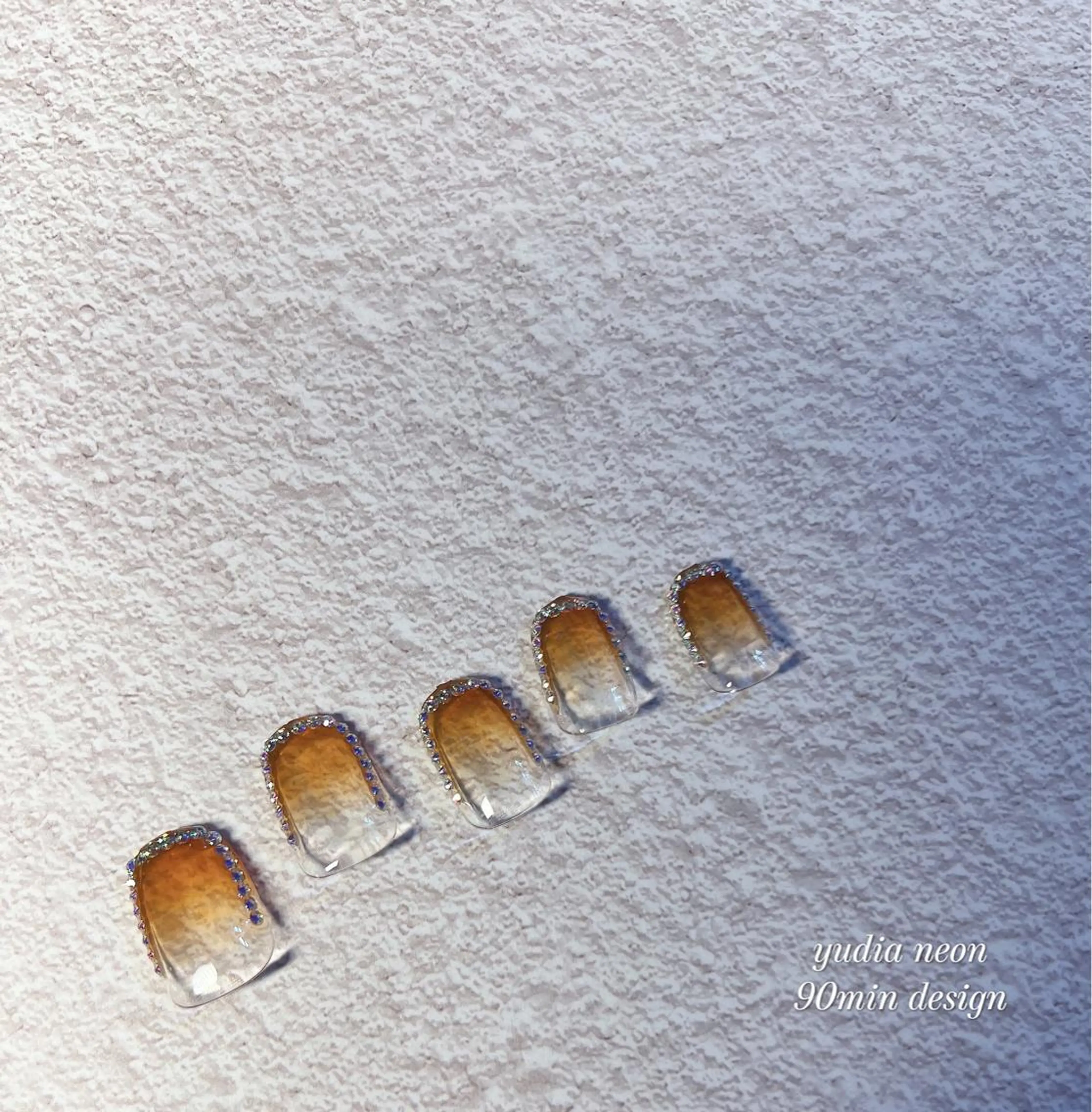 ネイル フレンチネイル ジェルネイル 韓国ネイル 持ち込み パラジェル ちゅるんネイル🪄 耳ツボジュエリー🔗のネイルデザイン