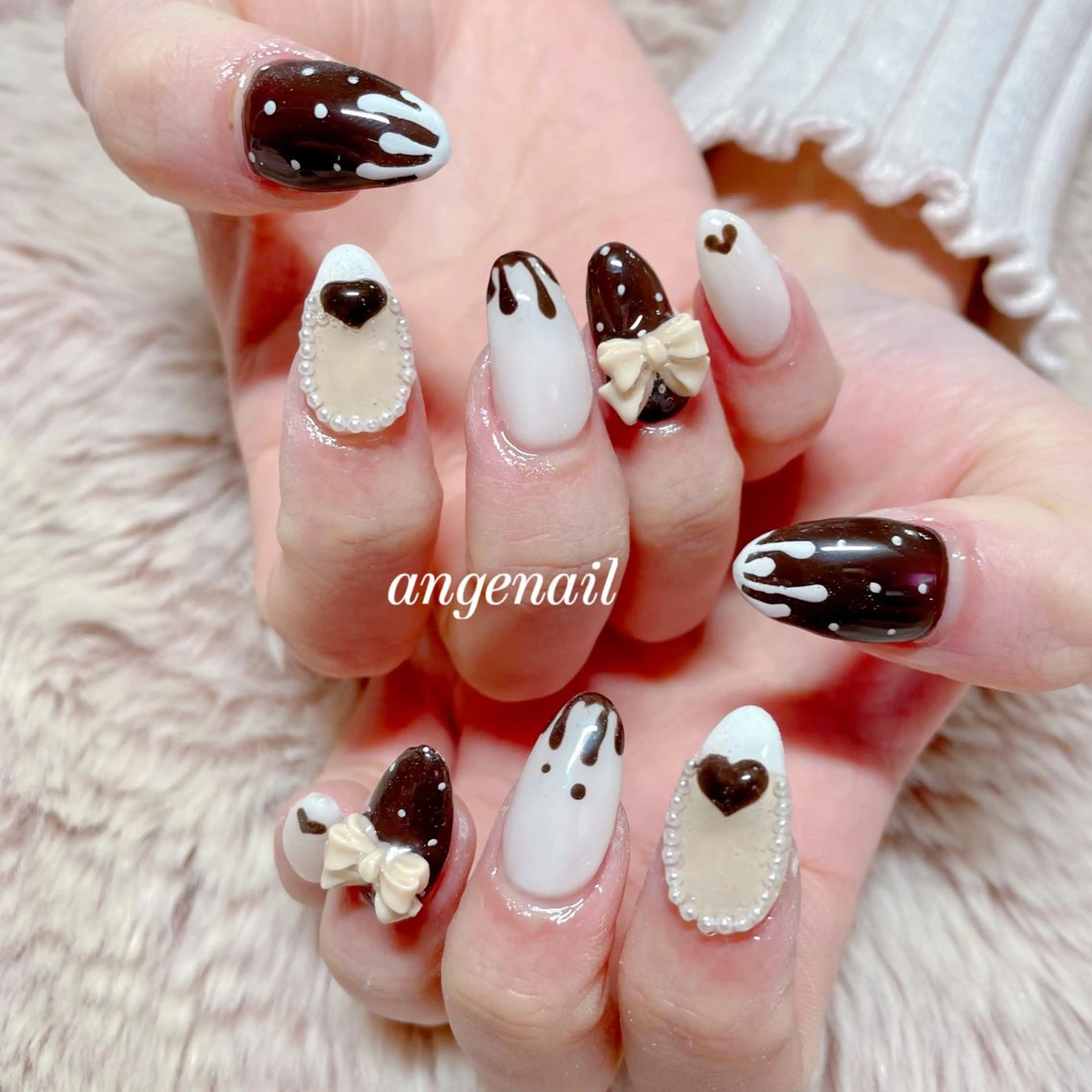 ネイル ハンドネイル オーナーネイリスト MAKIのネイルデザイン