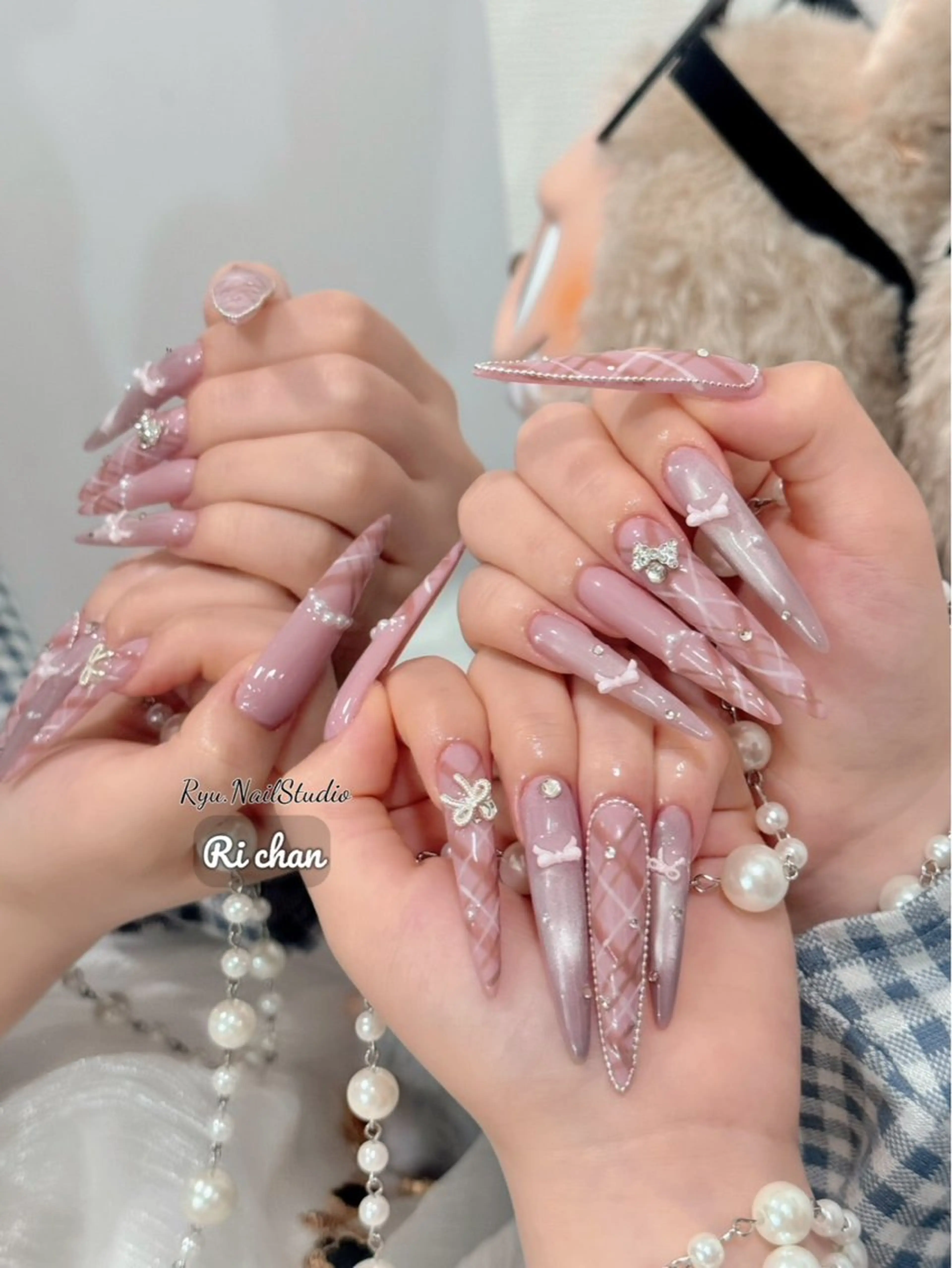 ネイル アートネイル ジェルネイル グラデーション マグネットネイル ニュアンスネイル ハンドネイル Ryu nail studioのネイルデザイン