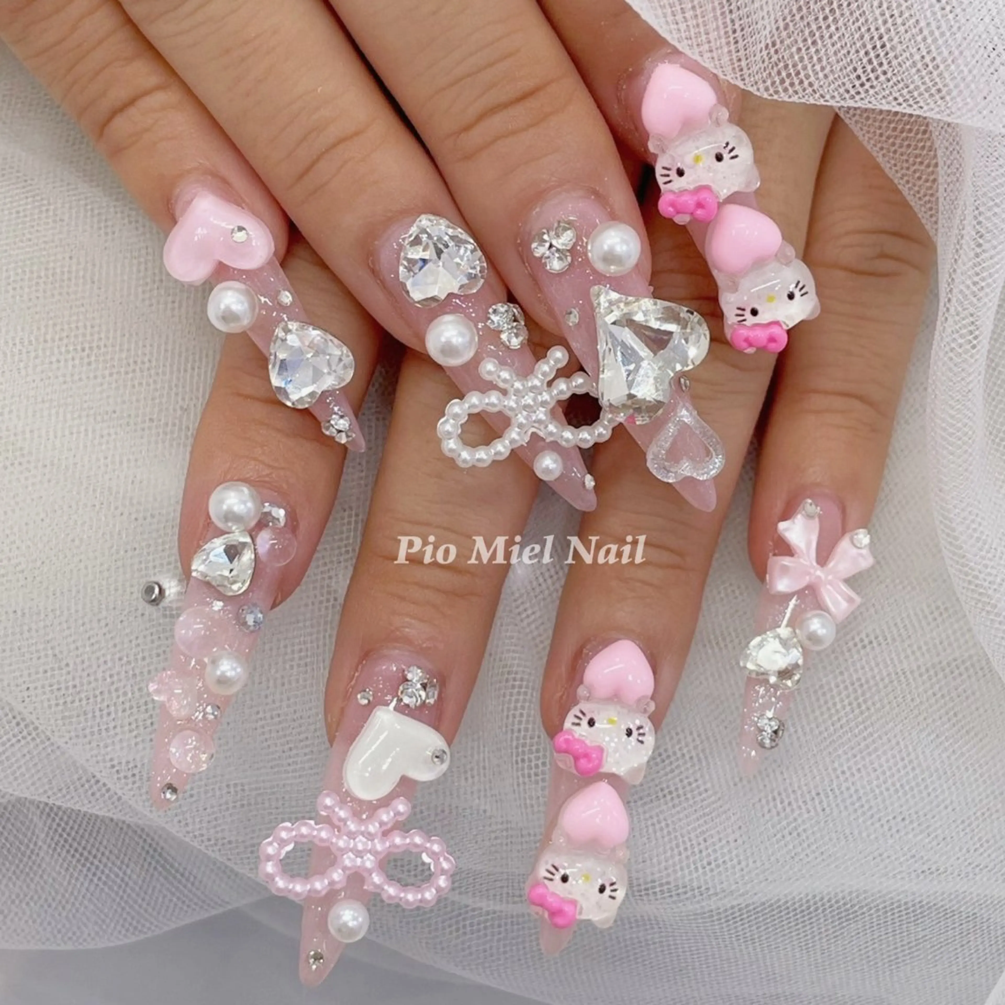 ネイル フレンチネイル 韓国ネイル マグネットネイル ニュアンスネイル ワンカラーネイル Pio Mielのネイルデザイン