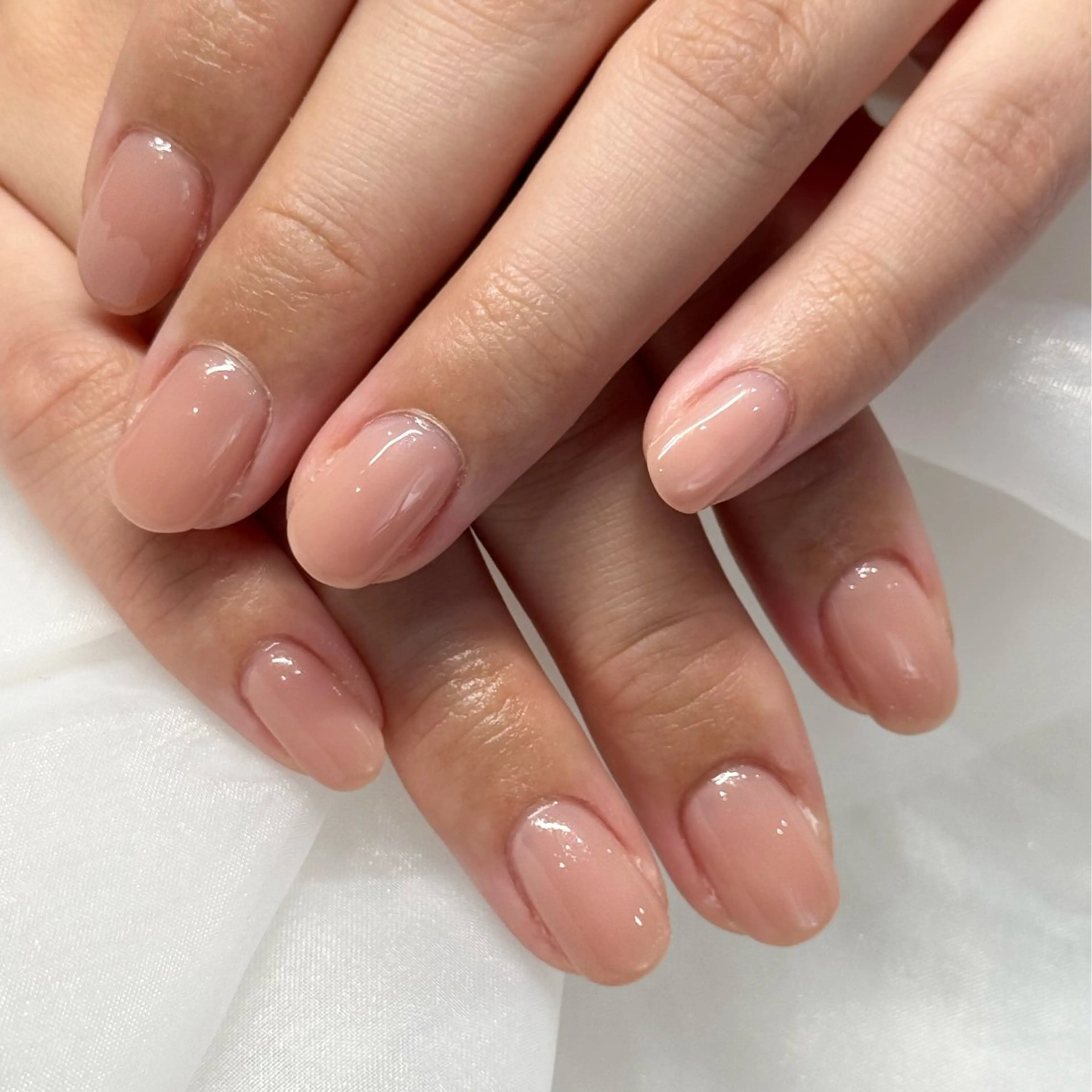 ネイル オフィスネイル ピンク ピンクベージュ シンプルネイル ハンドネイル CarinaNail Chieのネイルデザイン