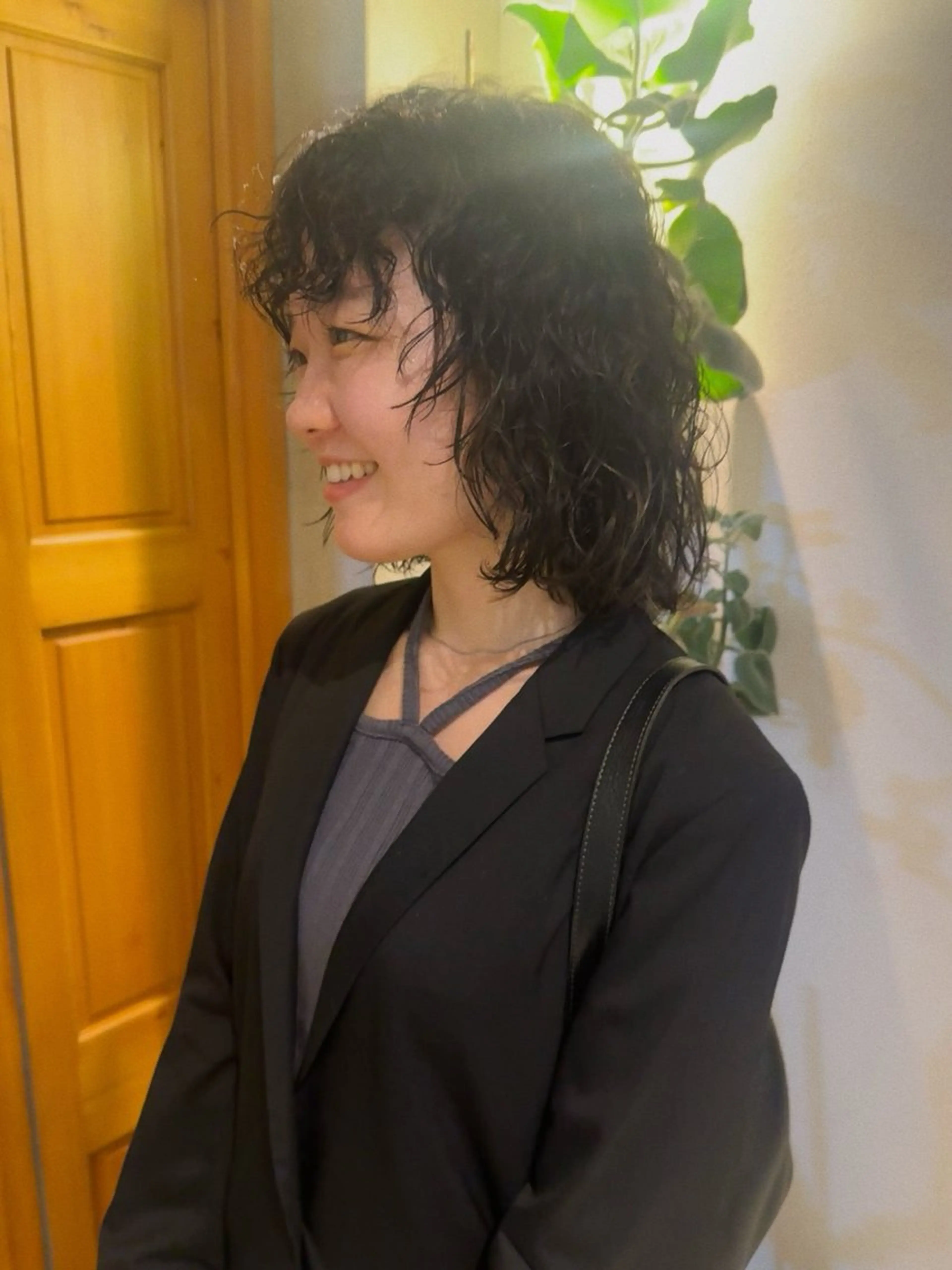 ミディアム パーマ ヘアアレンジ ミディアムパーマ くせ毛 レイヤーカット ウルフカット ウルフレイヤー カット パーマ トリートメント NOVEL TOKYO所属・ニュアンスヘア🌔 nanakoのヘアスタイル