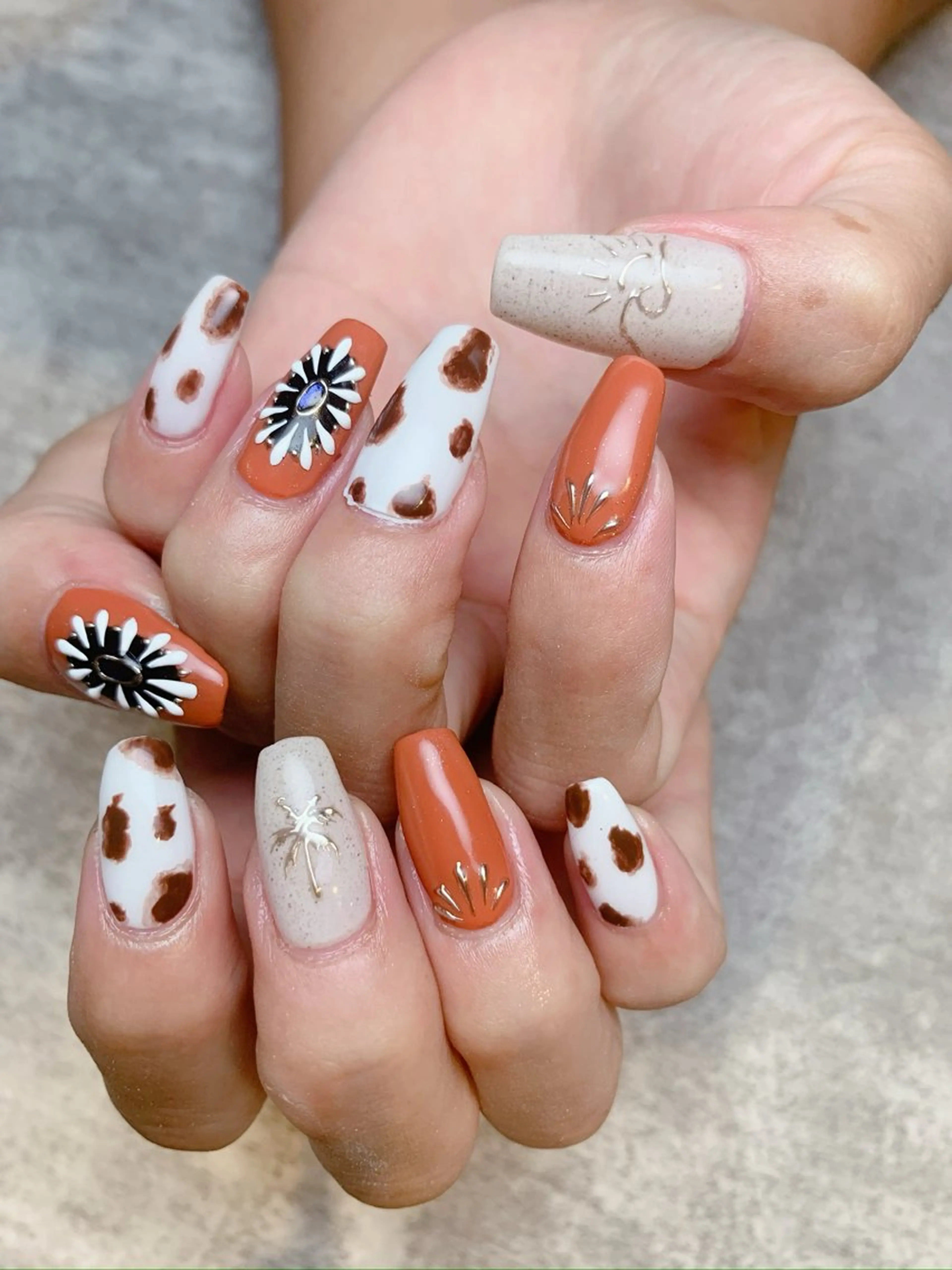 ネイル アートネイル ジェルネイル グラデーション キラキラネイル ラメ(グリッター) ハンドネイル claire. nailのネイルデザイン