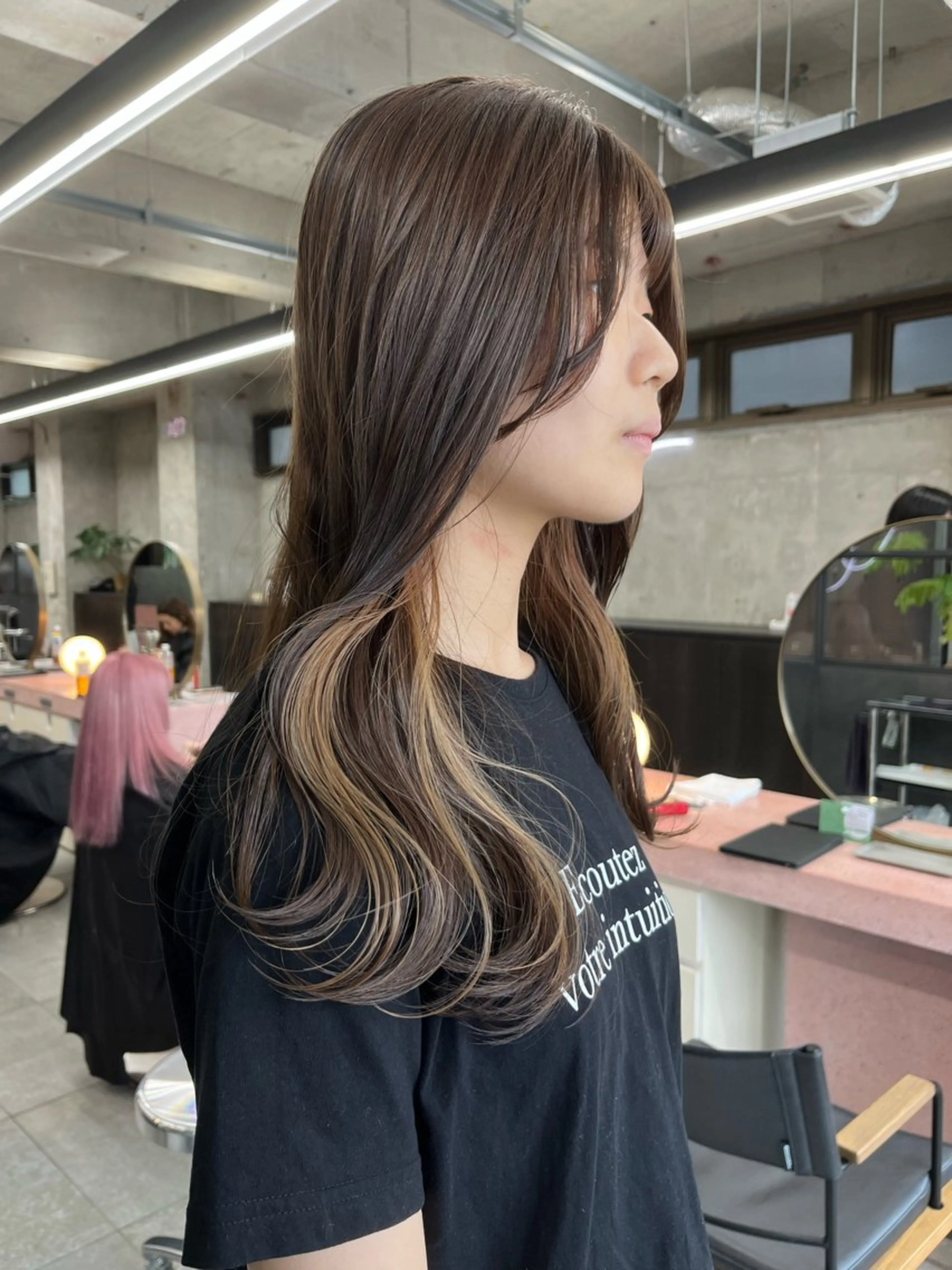 セミロング カラー ベージュカラー ブリーチ インナーカラー カット ヘアカラー 小木曽智美 /ボブ/ショートのヘアスタイル