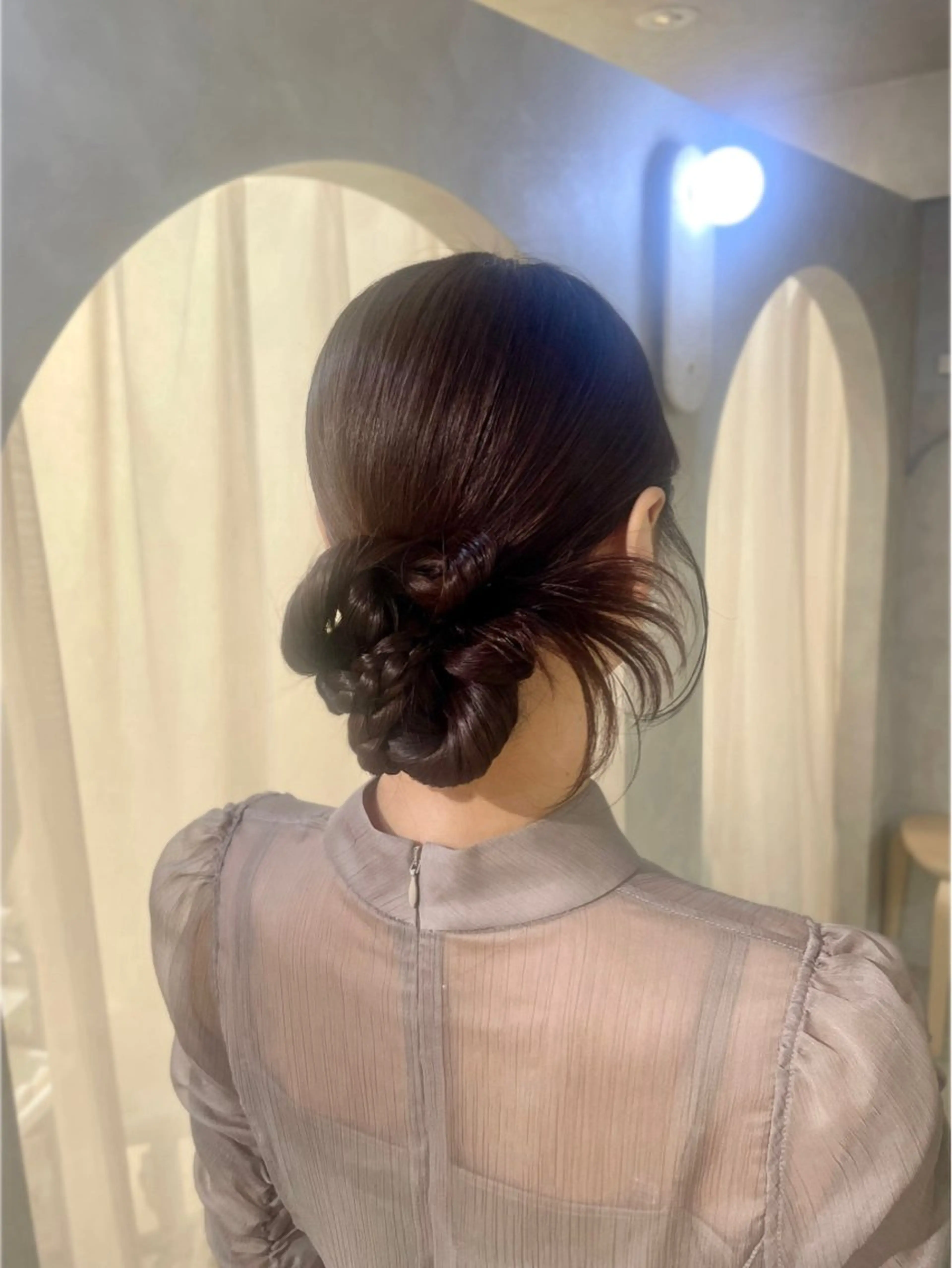 ロング ヘアアレンジ セットサロンCURE YUKIOKAのヘアスタイル