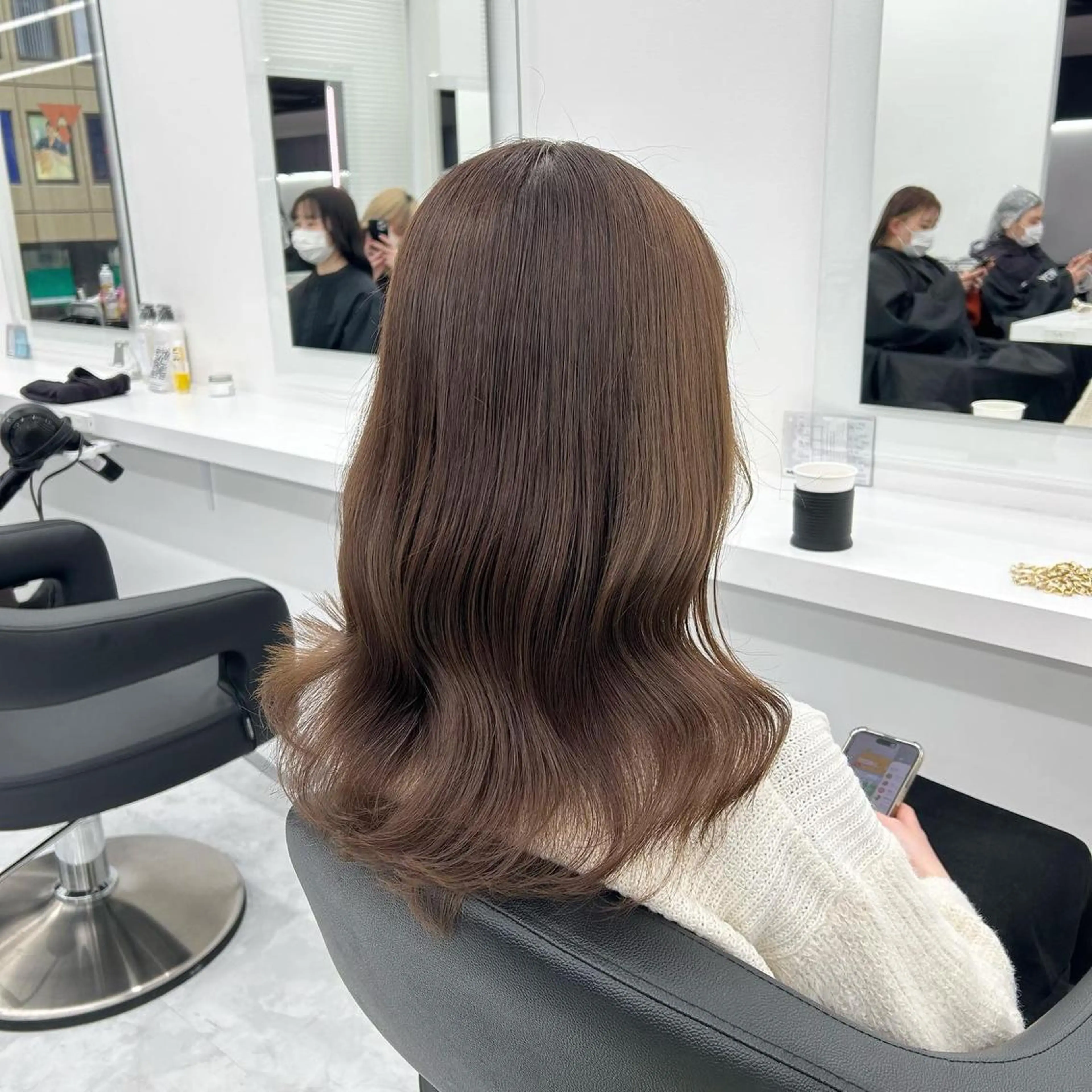 セミロング カラー ヘアアレンジ カット ヘアカラー GOTODAY shair salon 横浜mare店所属・mai🍑暖色カラー /レイヤー💖のヘアスタイル