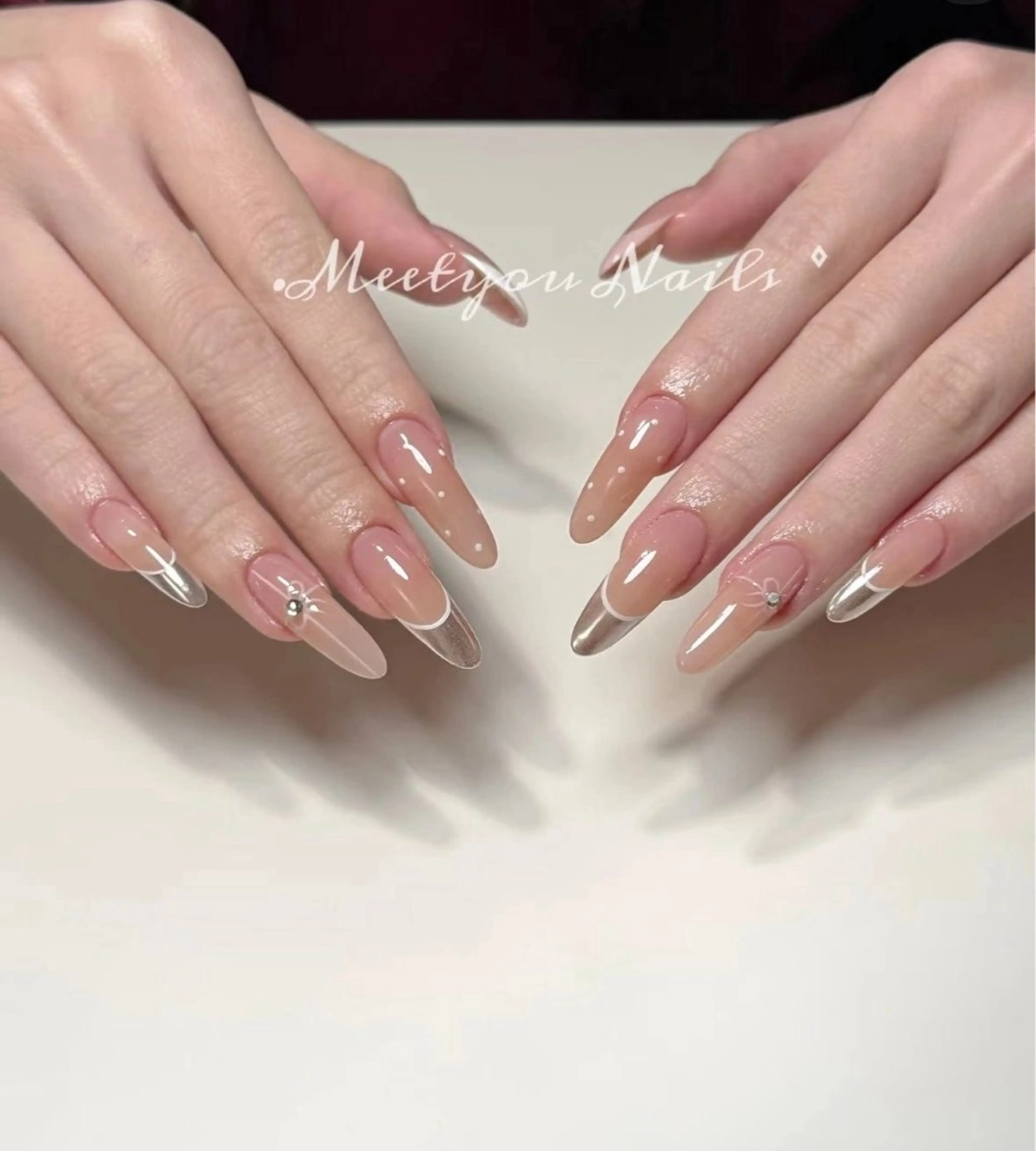 ミディアム 高橋 日向のネイルデザイン