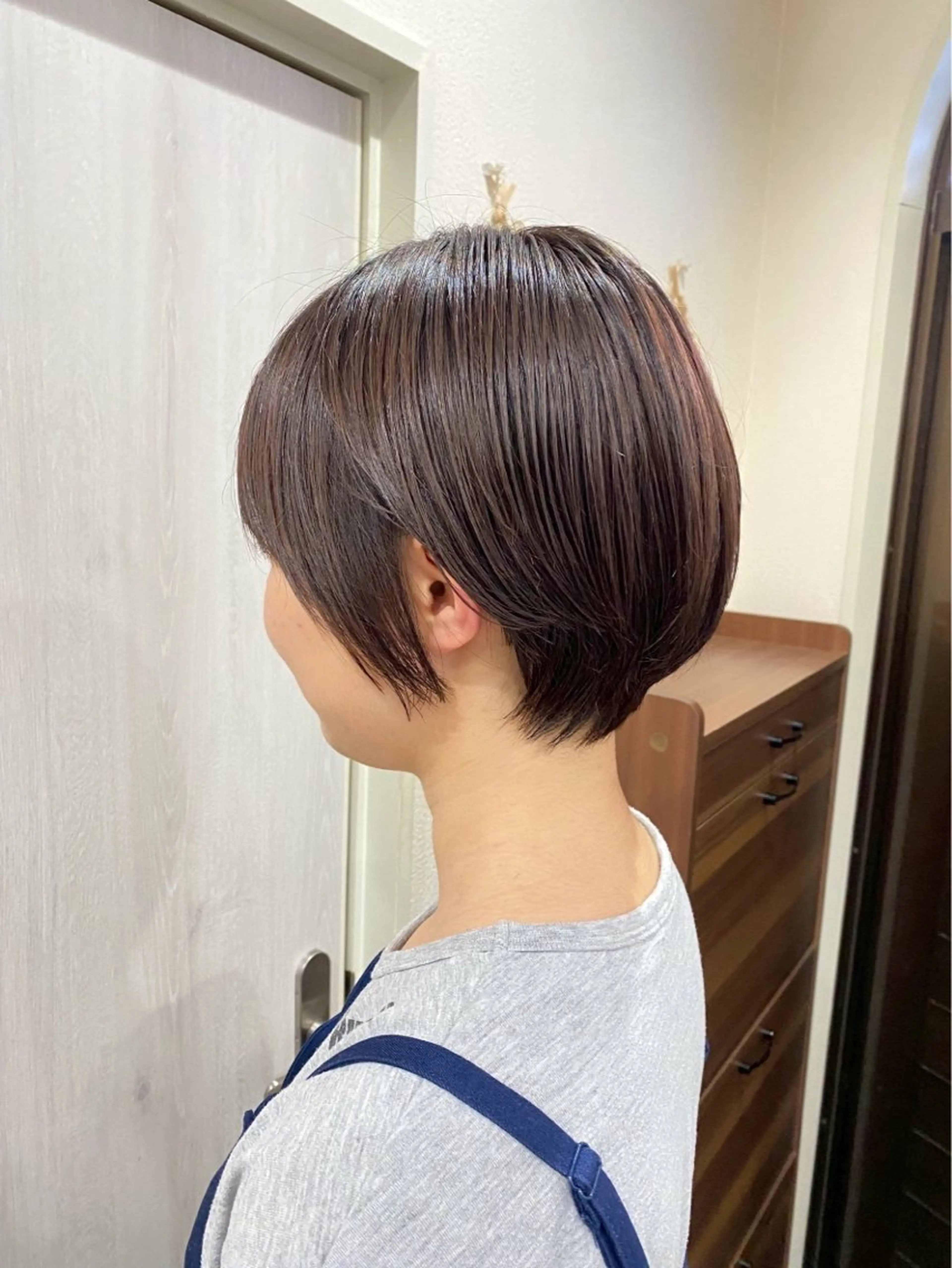 ショート カラー 山本 優音のヘアスタイル