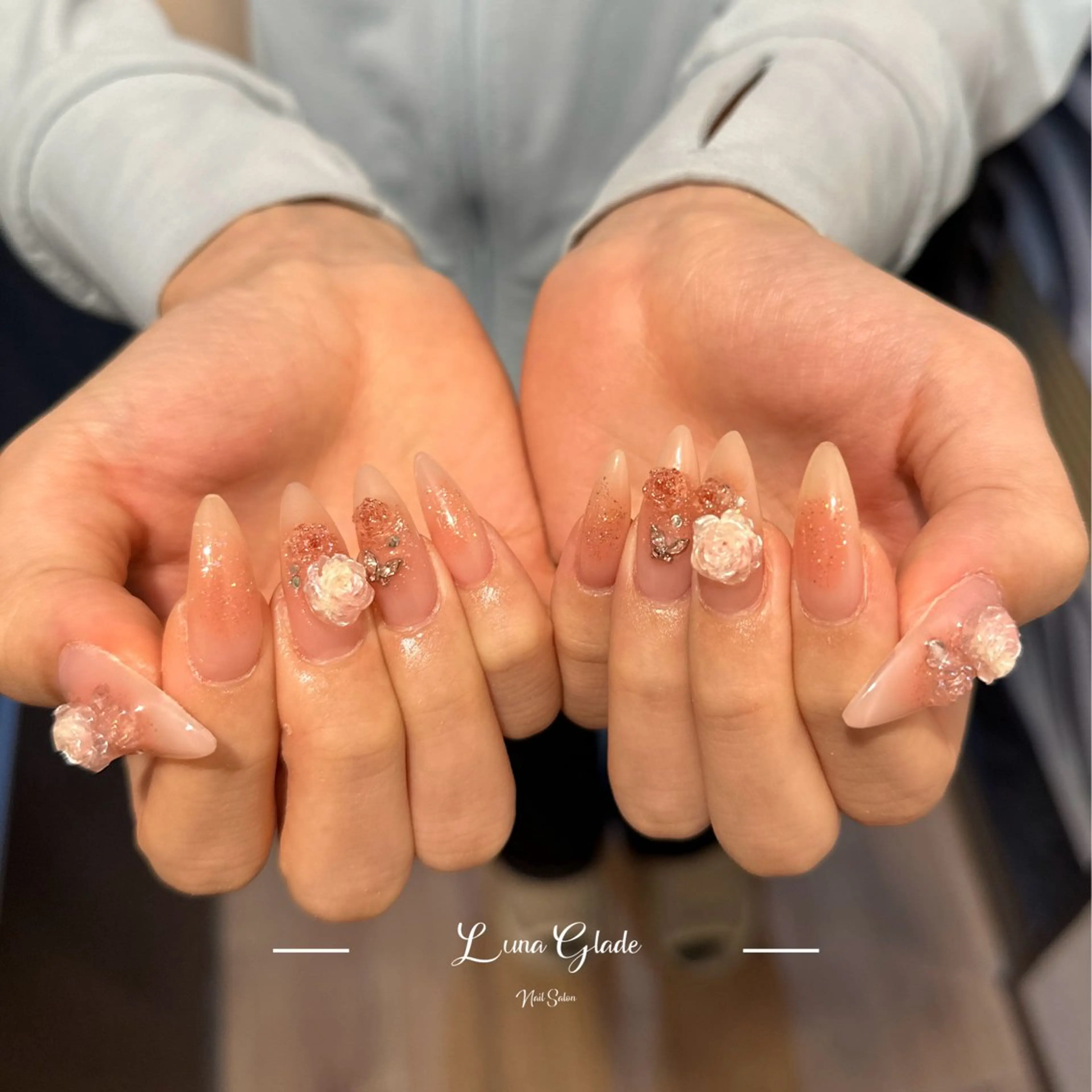 ネイル ハンドネイル Luna Gladeのネイルデザイン