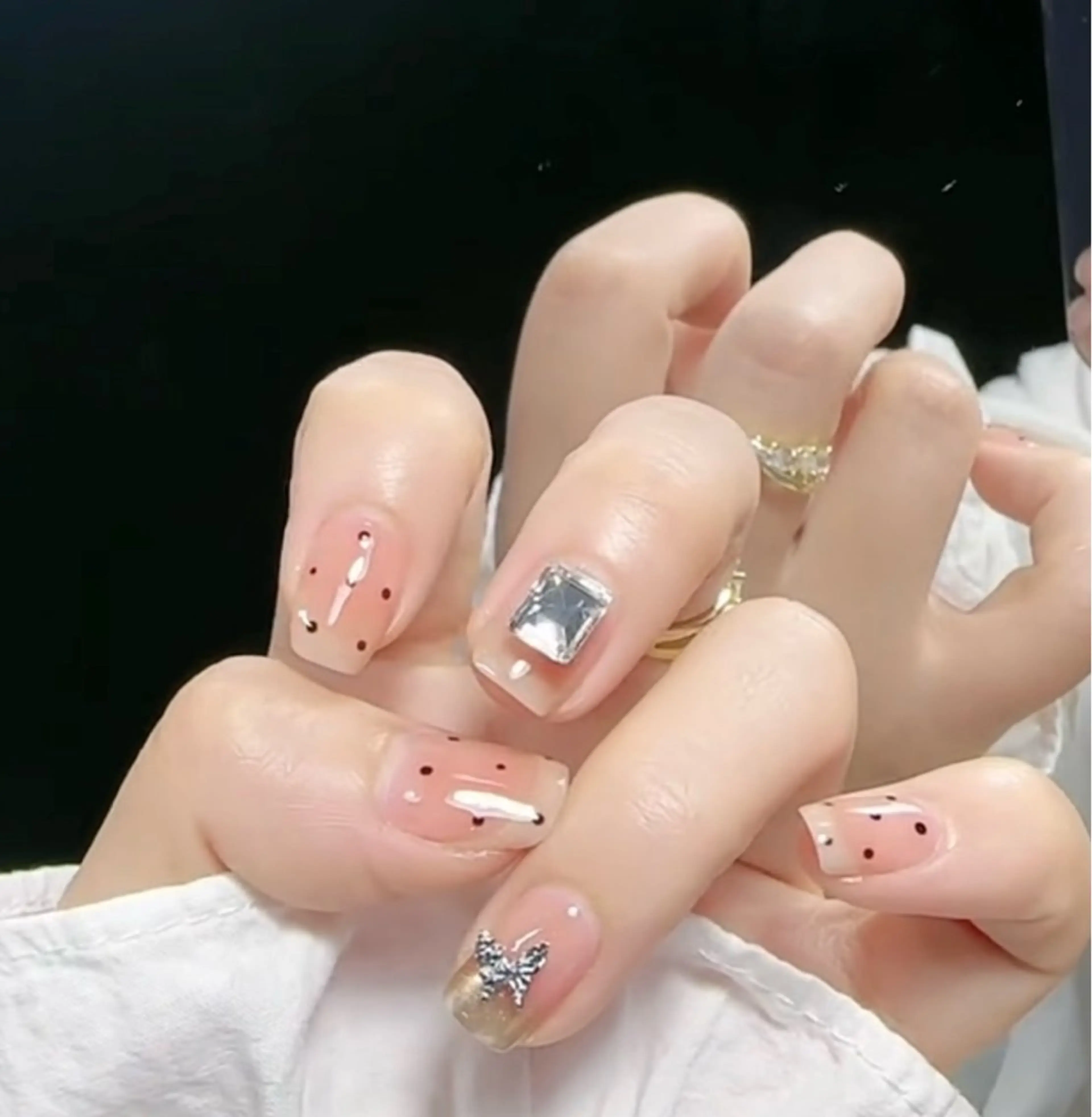 ネイル チークネイル 長さ出し フレンチネイル ガーリー 韓国ネイル sun nail池袋 モデル募集のネイルデザイン