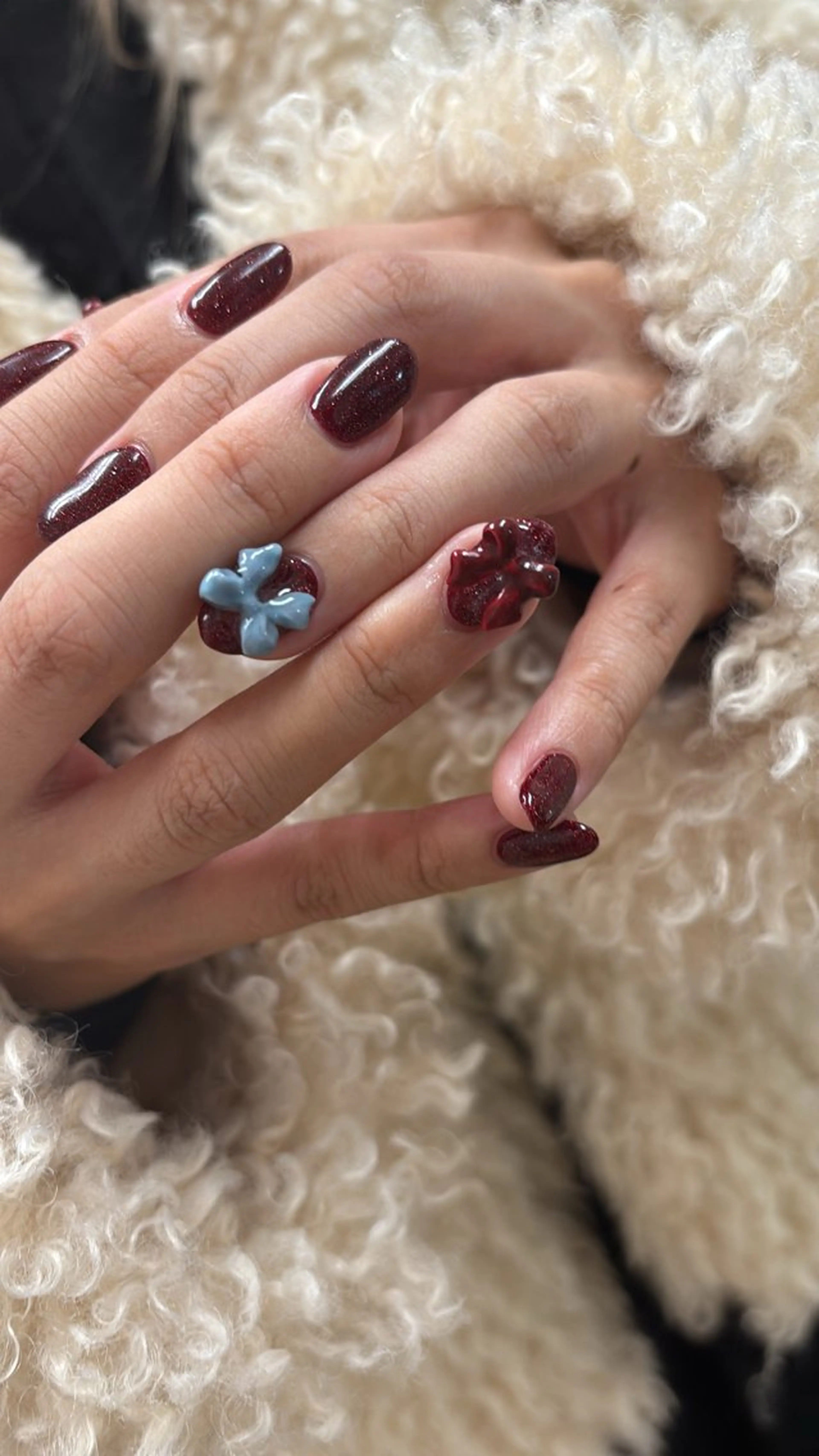 ネイル nailsalon hue所属・小山 羽奈のネイルデザイン