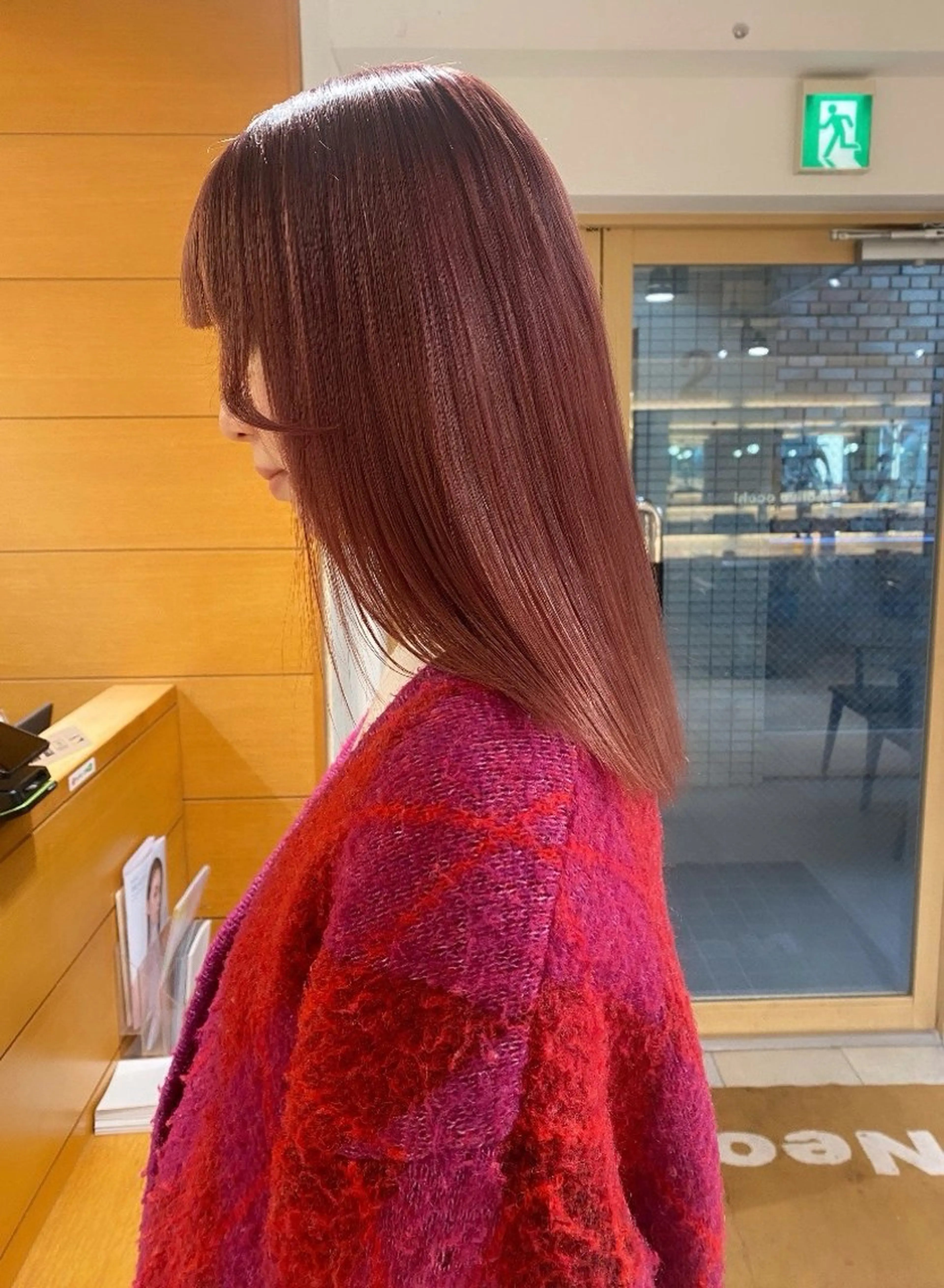 ミディアム ヘアカラー 谷川あかり /ナチュラルパーマのヘアスタイル