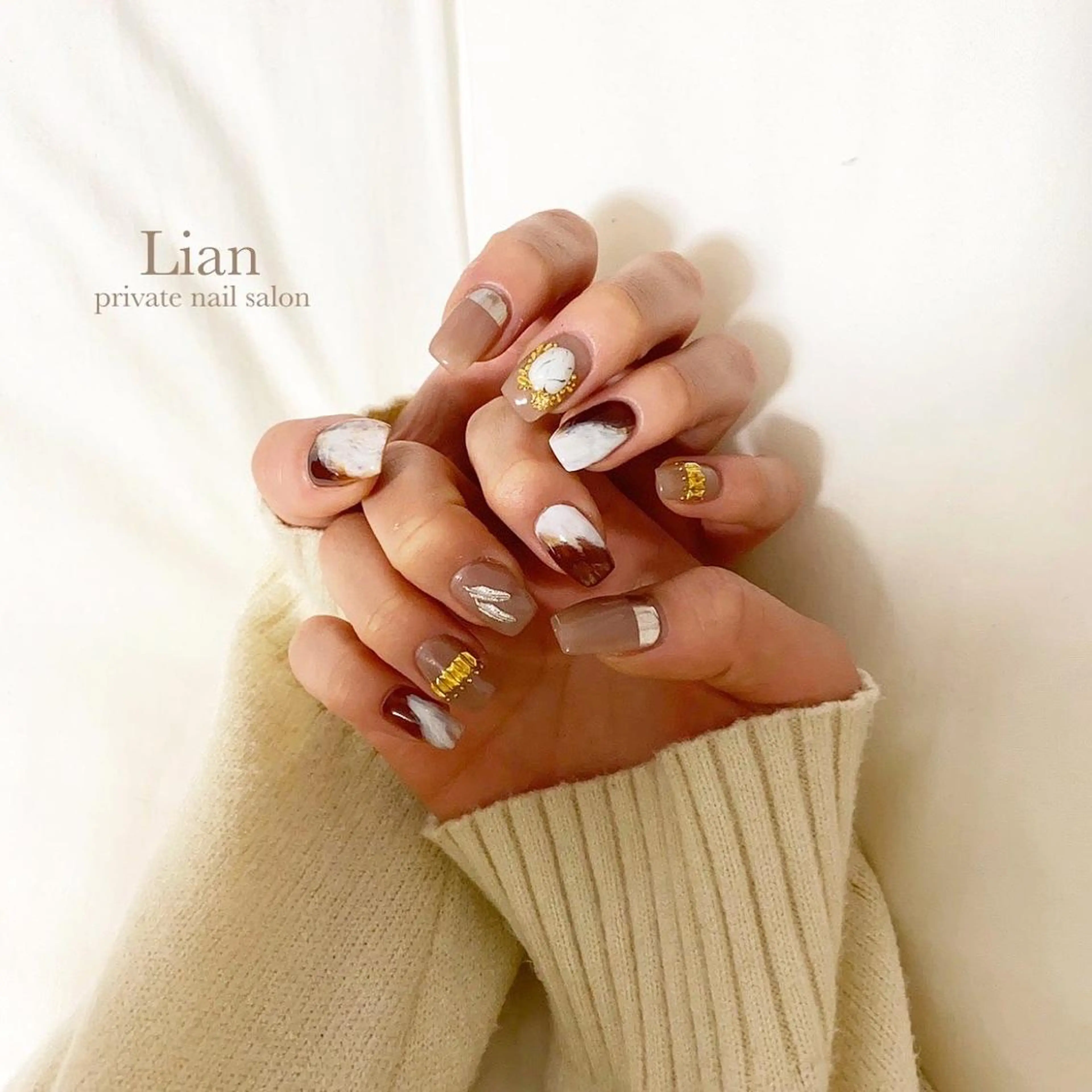 ネイル ブラウン ニュアンスネイル nailsalon Lenoaのネイルデザイン