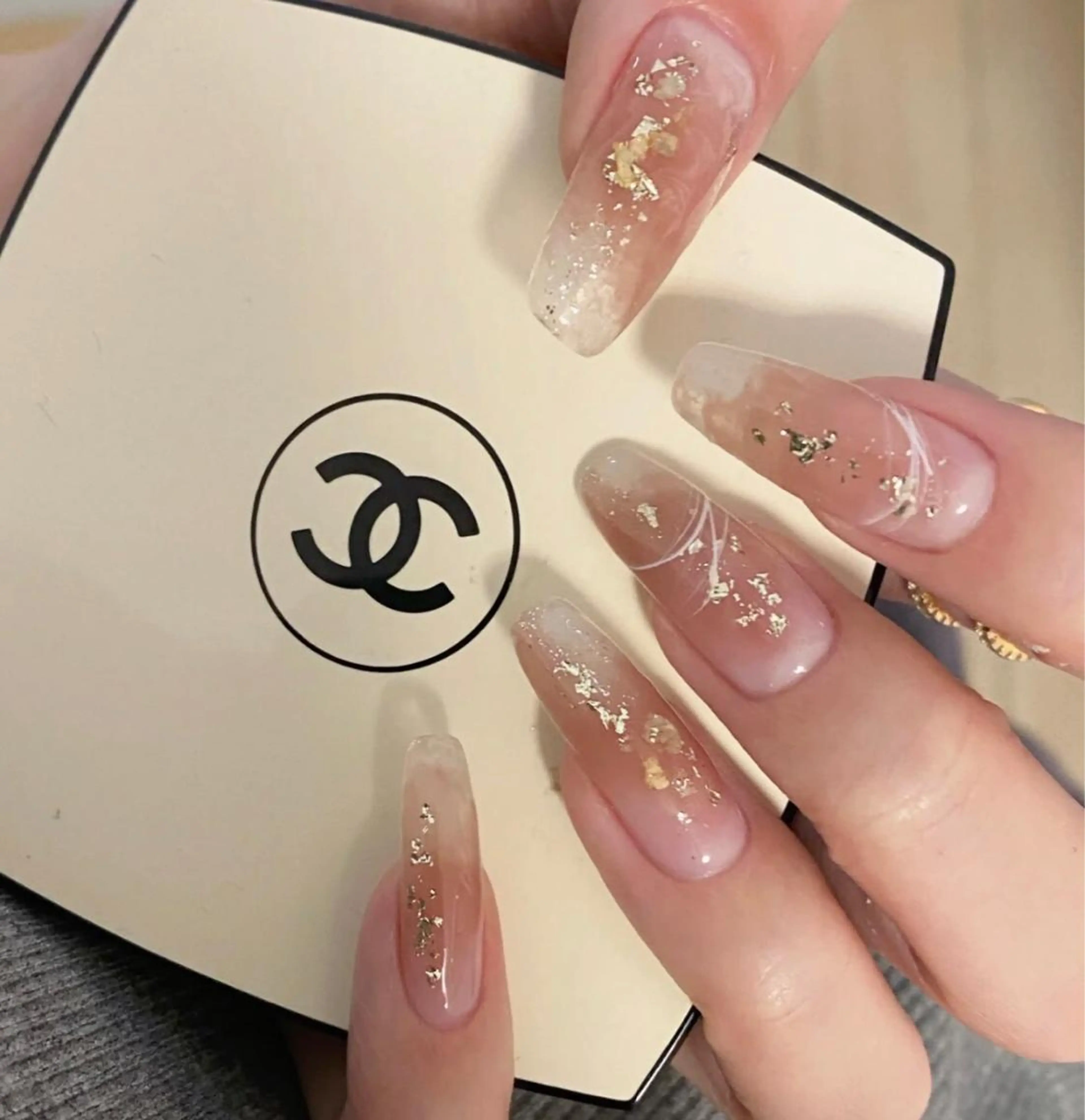 ネイル VIVIAN リサのネイルデザイン