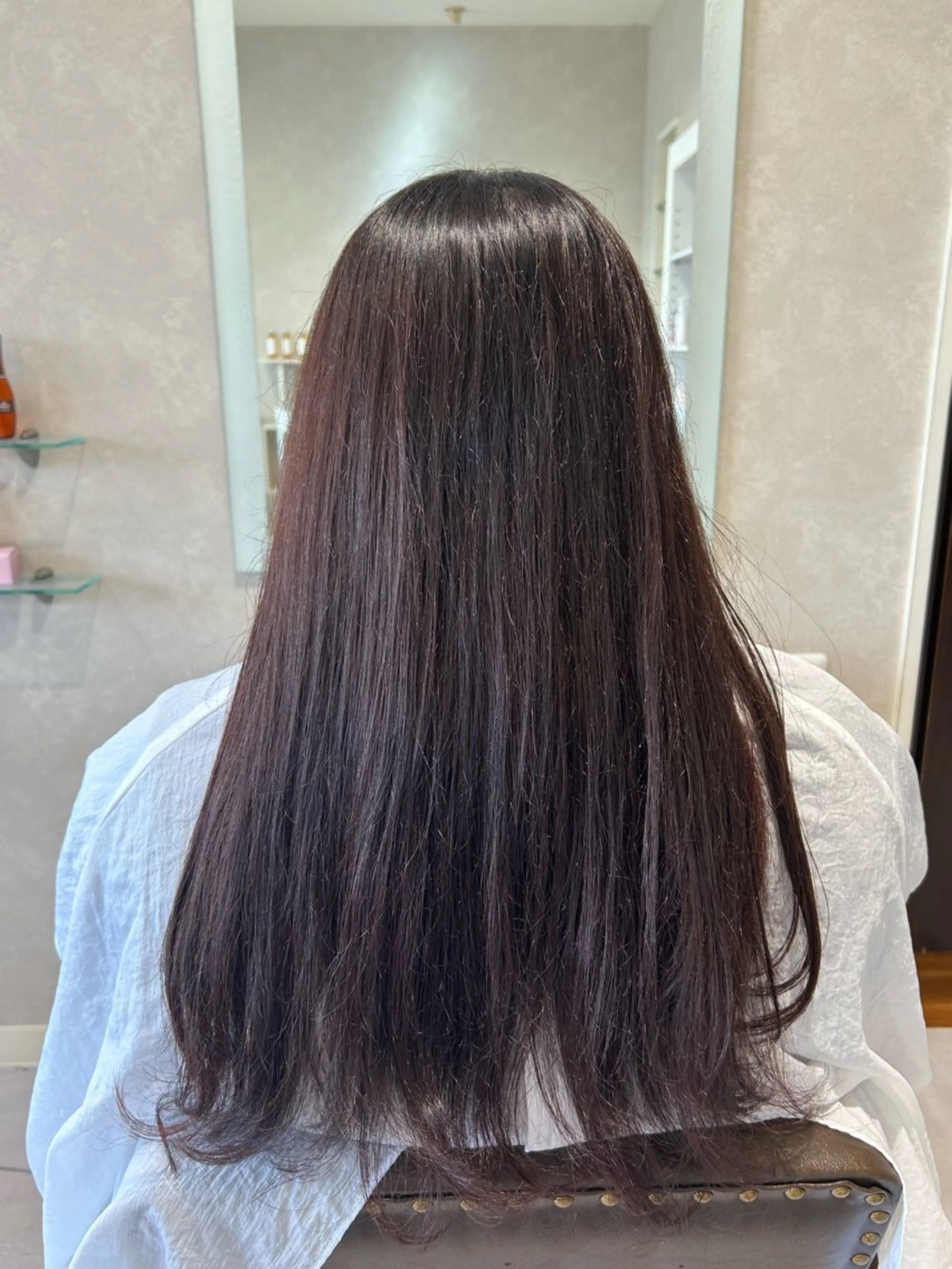 カラー TERUYA shionのヘアスタイル