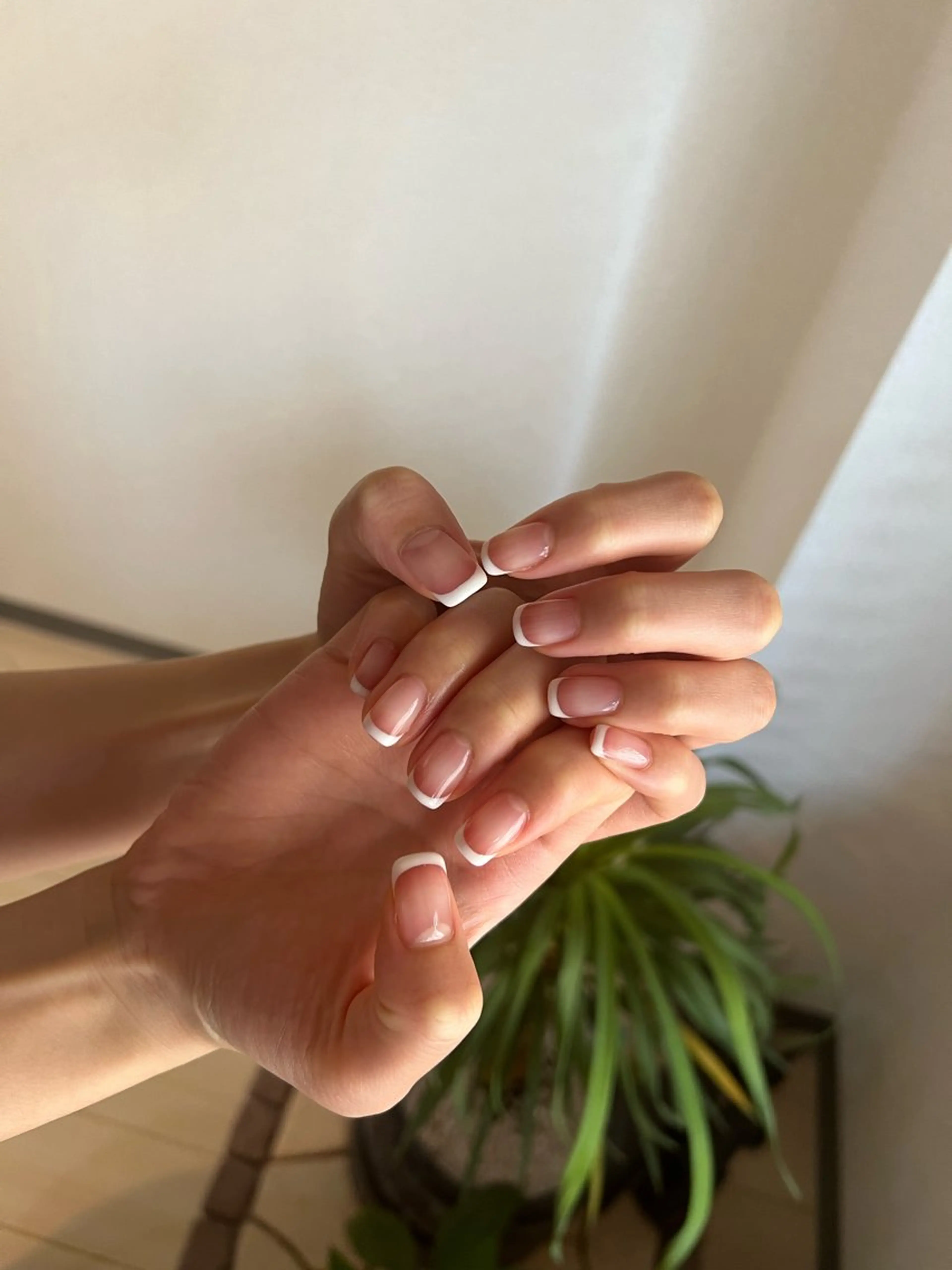 ネイル フレンチネイル ハンドネイル Imyme mine Rioのネイルデザイン