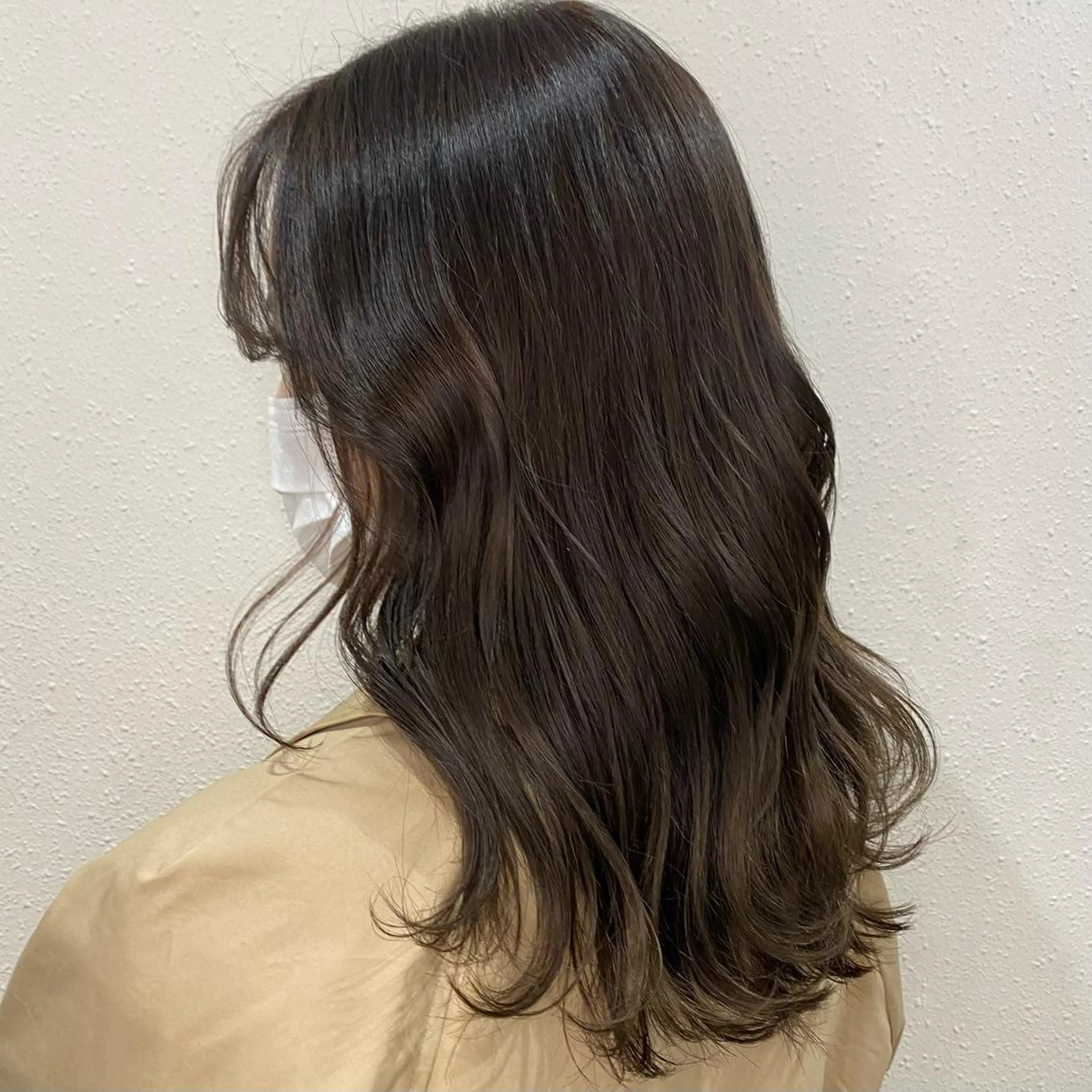 セミロング カラー 韓国𝐻𝑎𝑖𝑟 🇰🇷🖤ハラのヘアスタイル