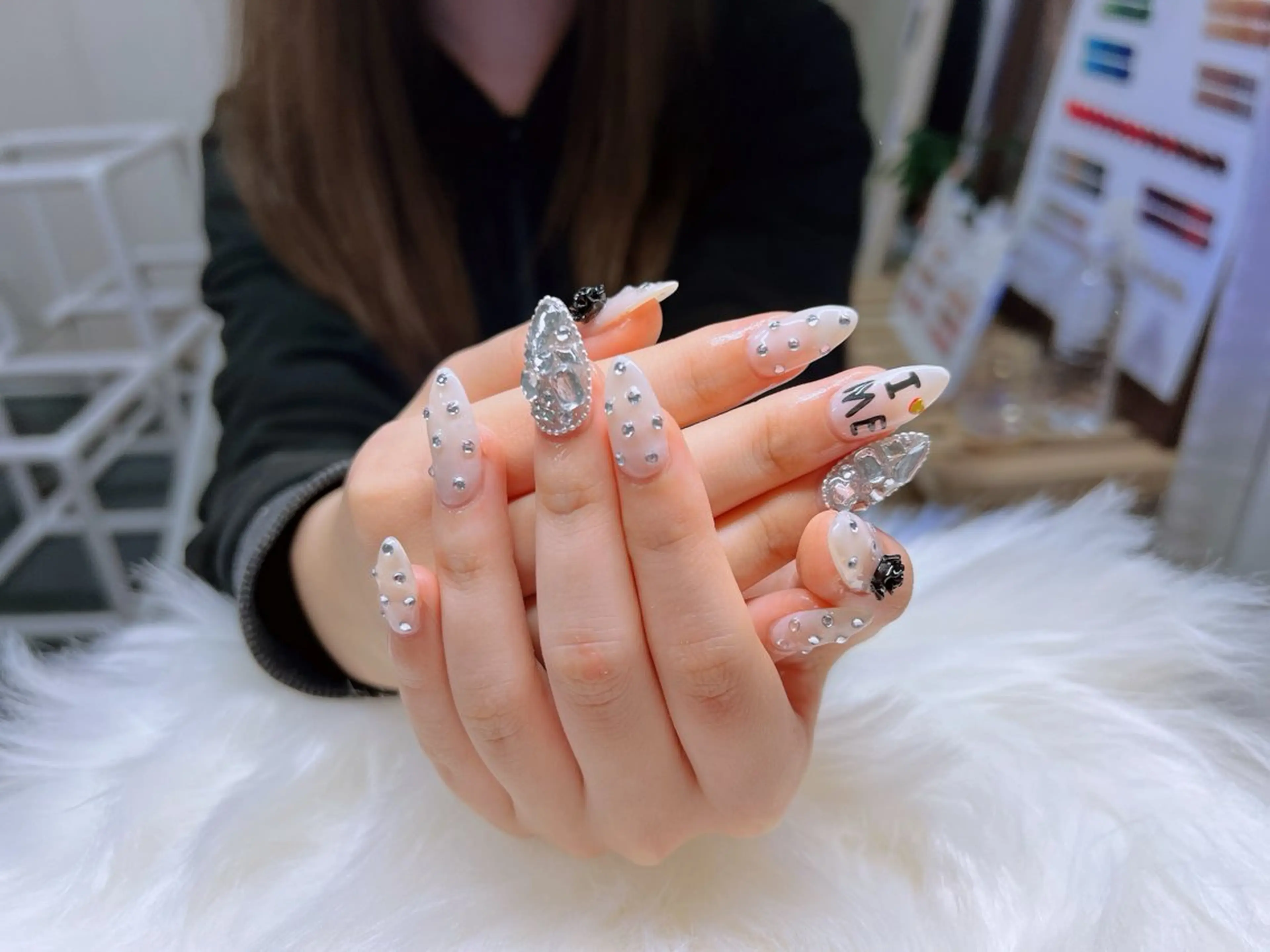 ネイル フットネイル フレンチネイル 韓国ネイル ロングネイル マグネットネイル Lee _nailのネイルデザイン