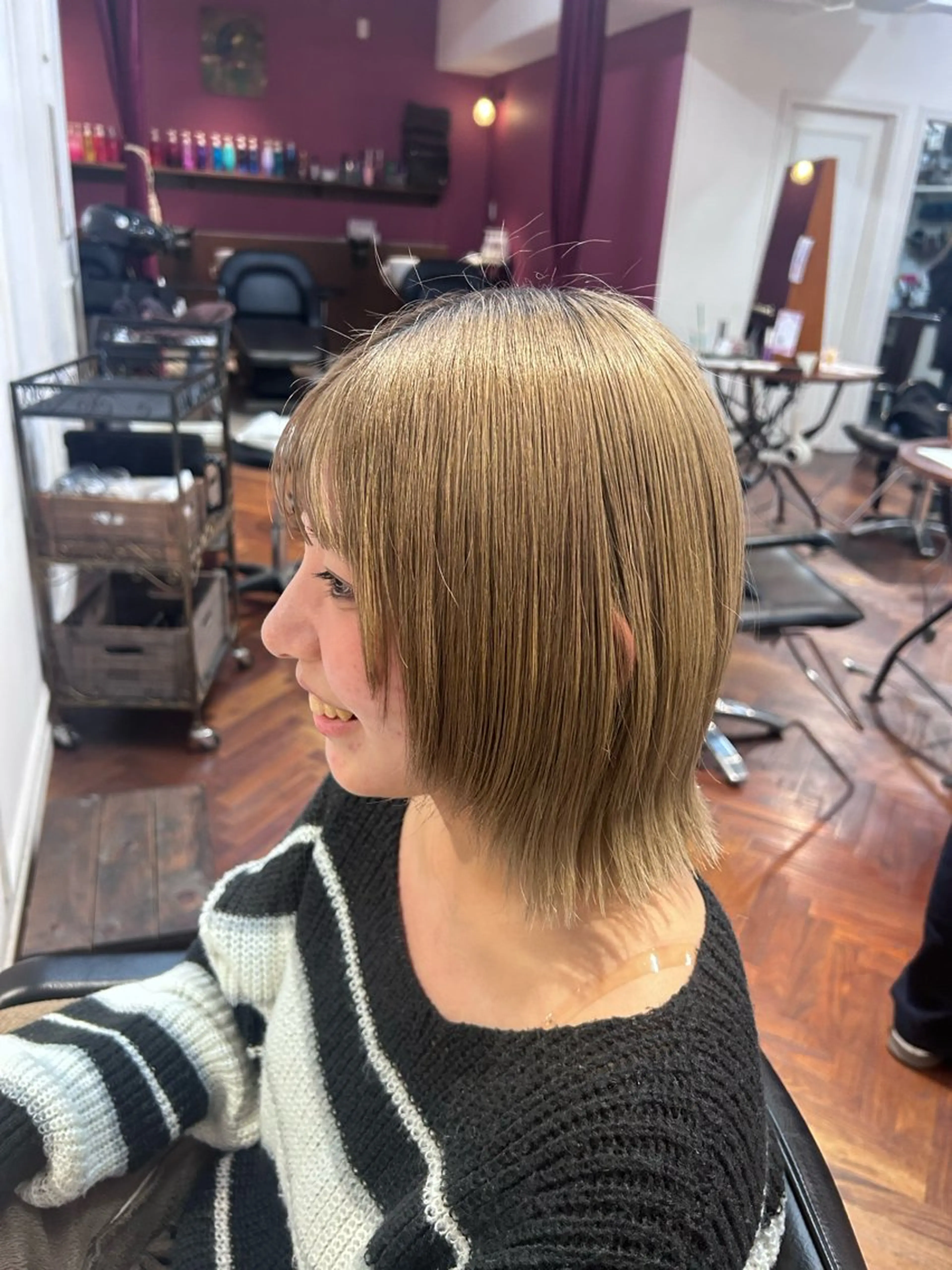 ミディアム ボブ 顔周りカット レイヤーカット あゆか 🐶のヘアスタイル