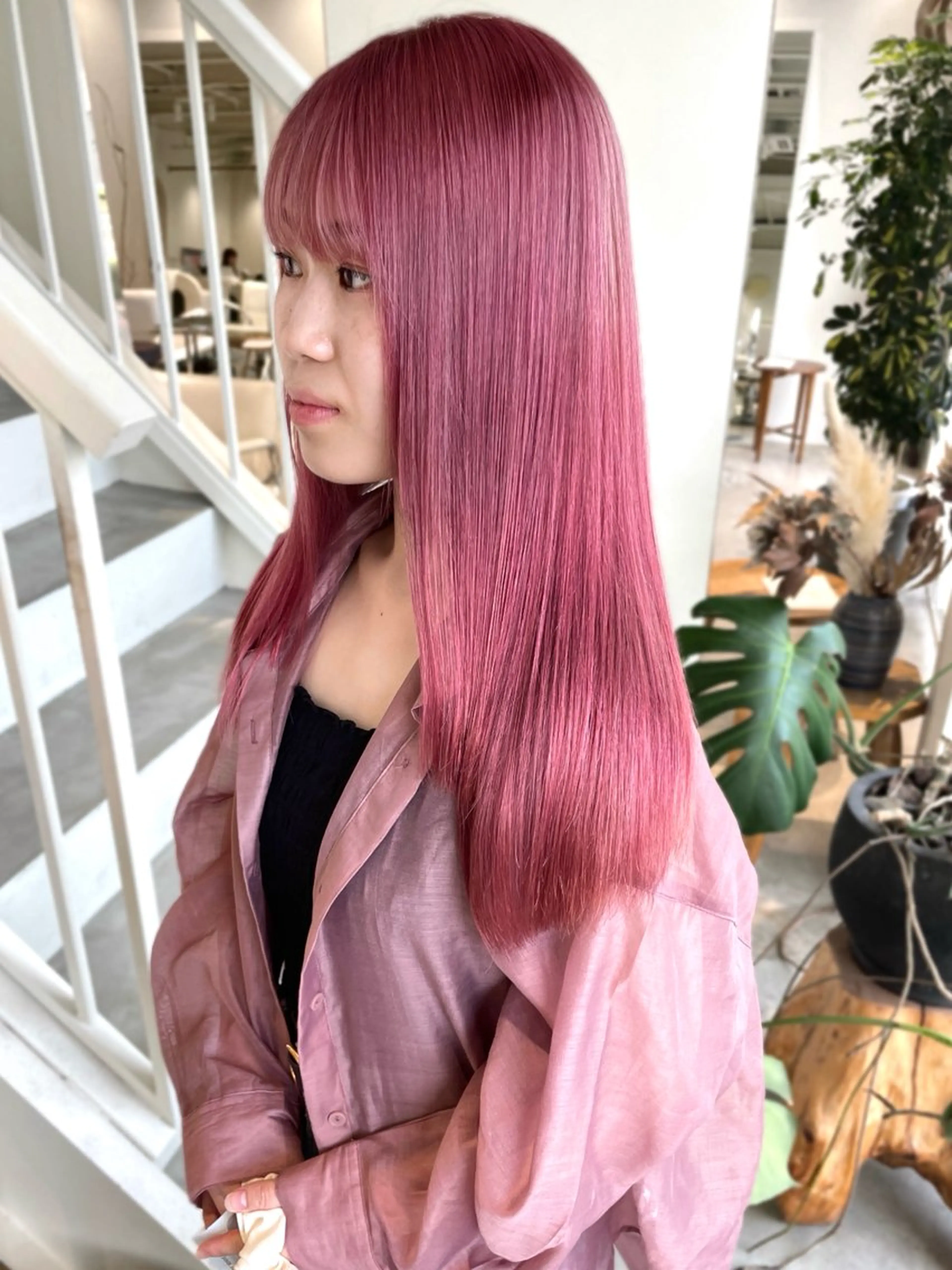 ロング カラー ヘアカラー 林 千聖のヘアスタイル