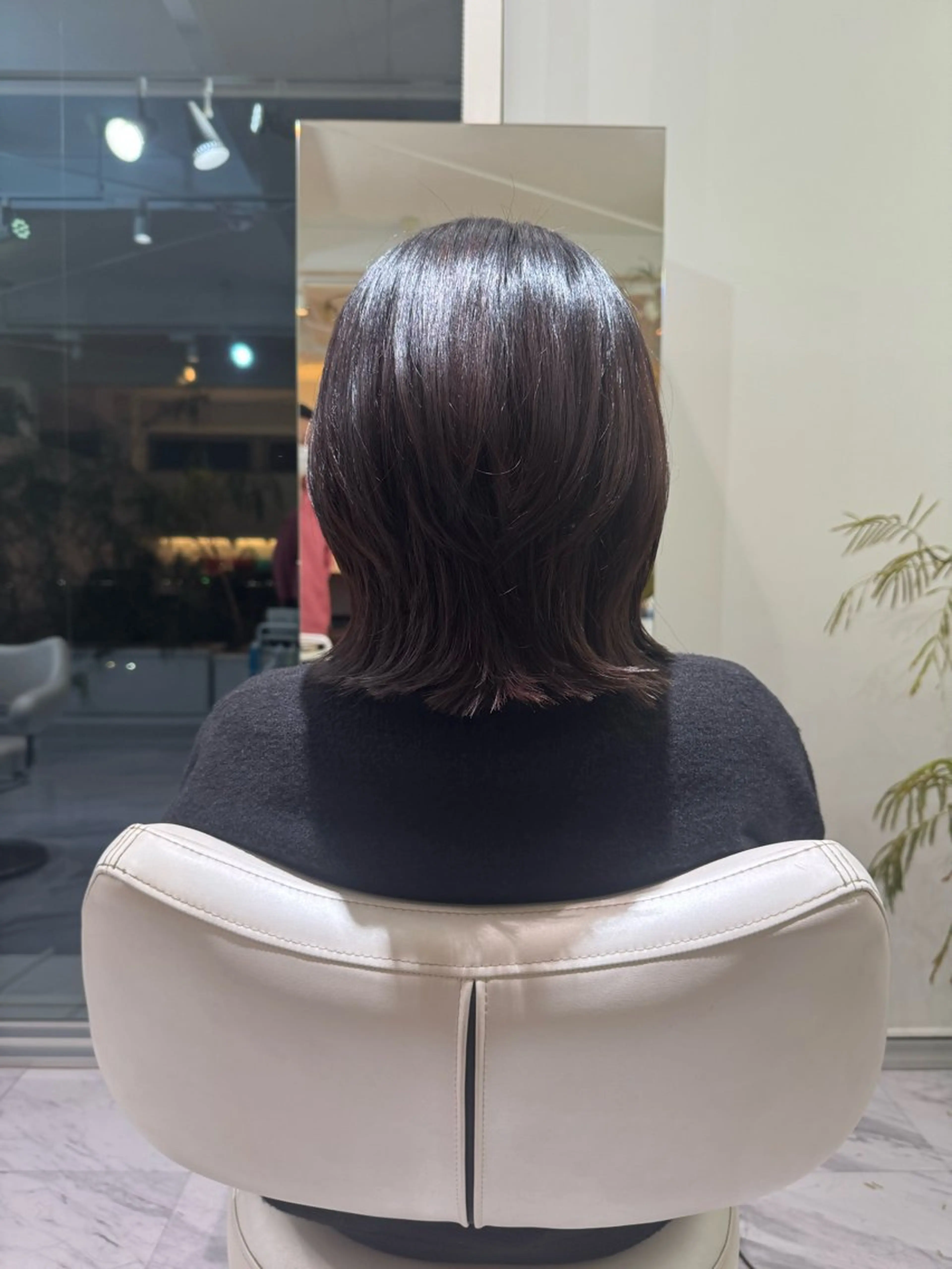 ミディアム 新美 恵里子のヘアスタイル