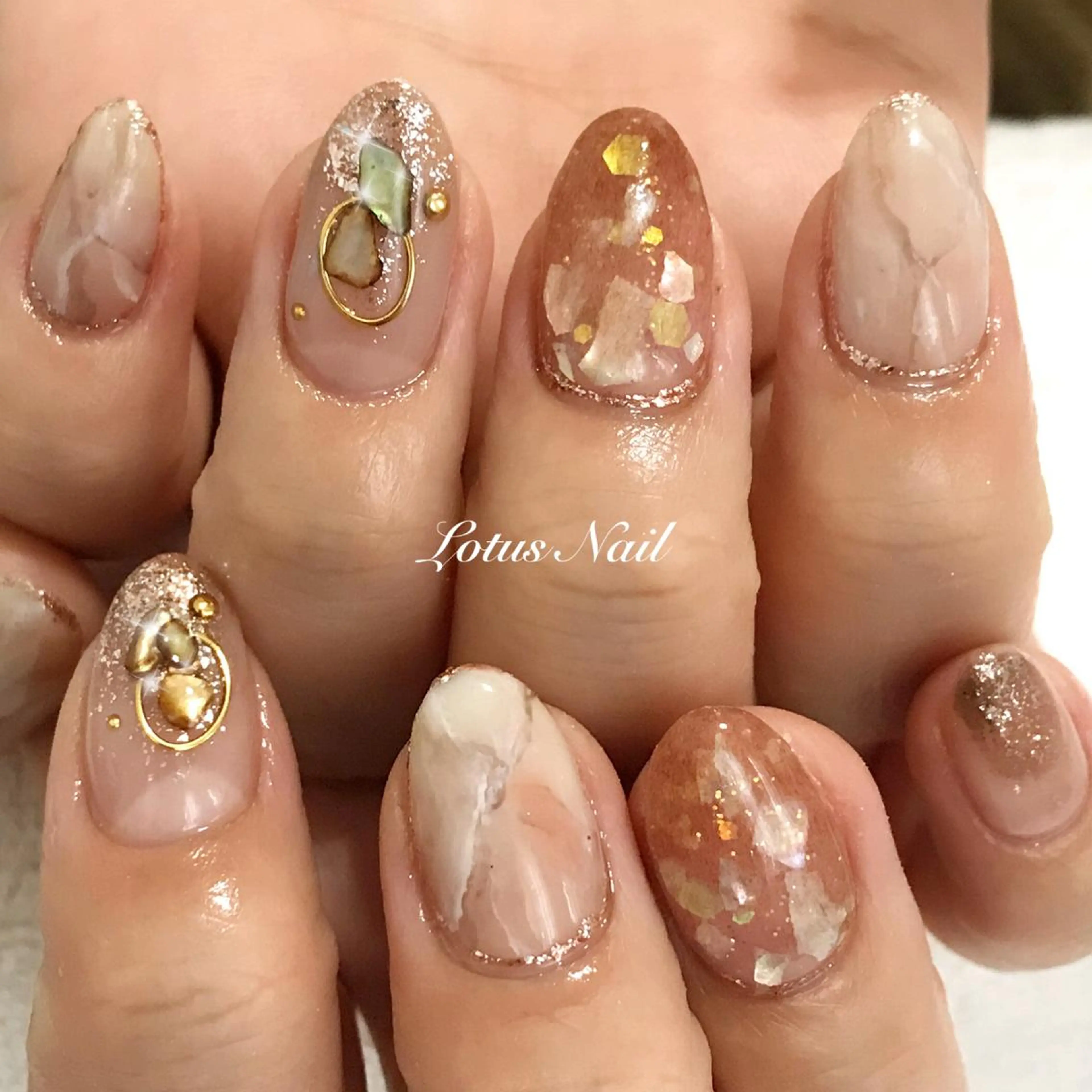 ネイル Lotus Nailのネイルデザイン