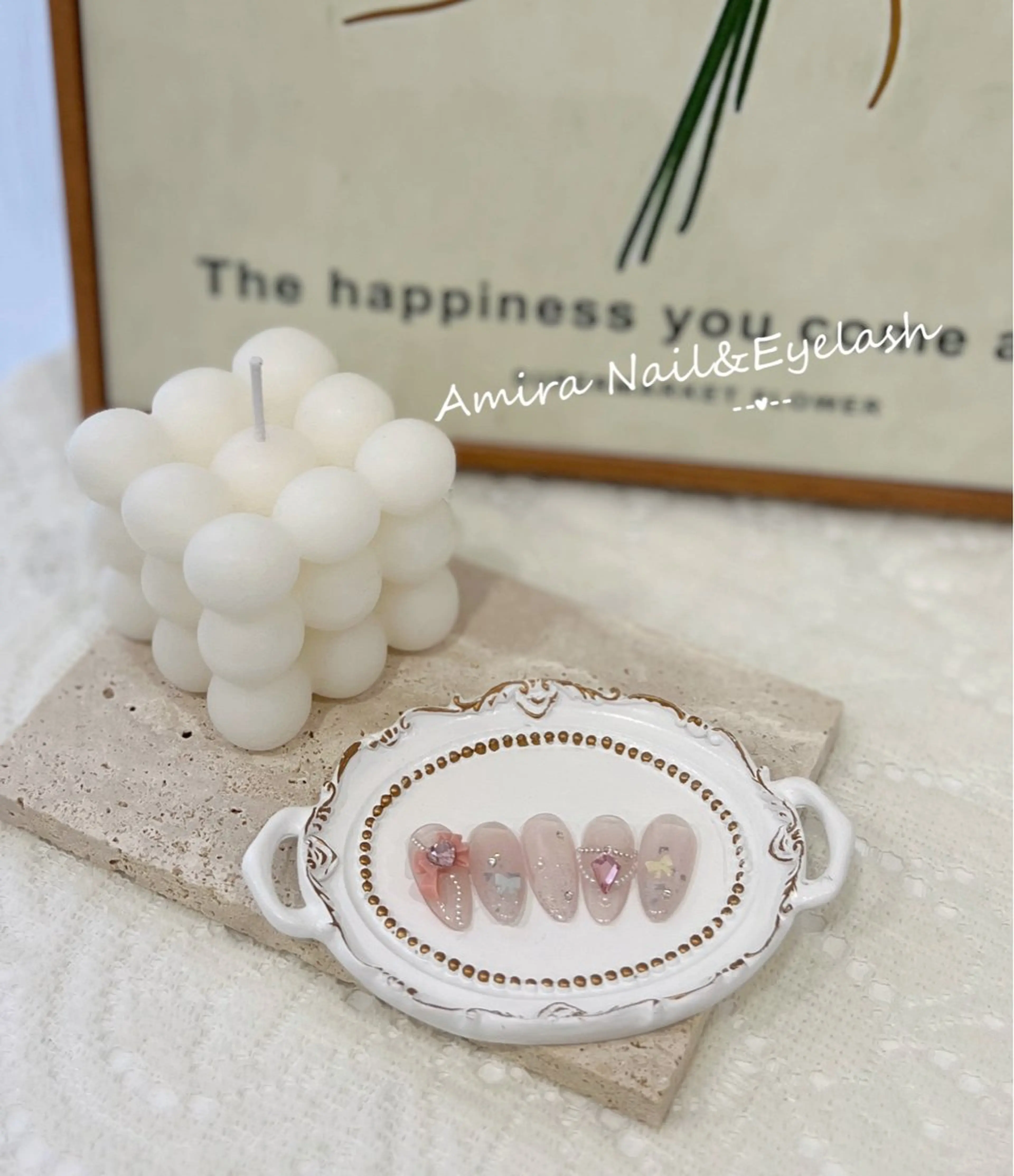 ネイル Amira アイラッシュのマツエク・マツパデザイン