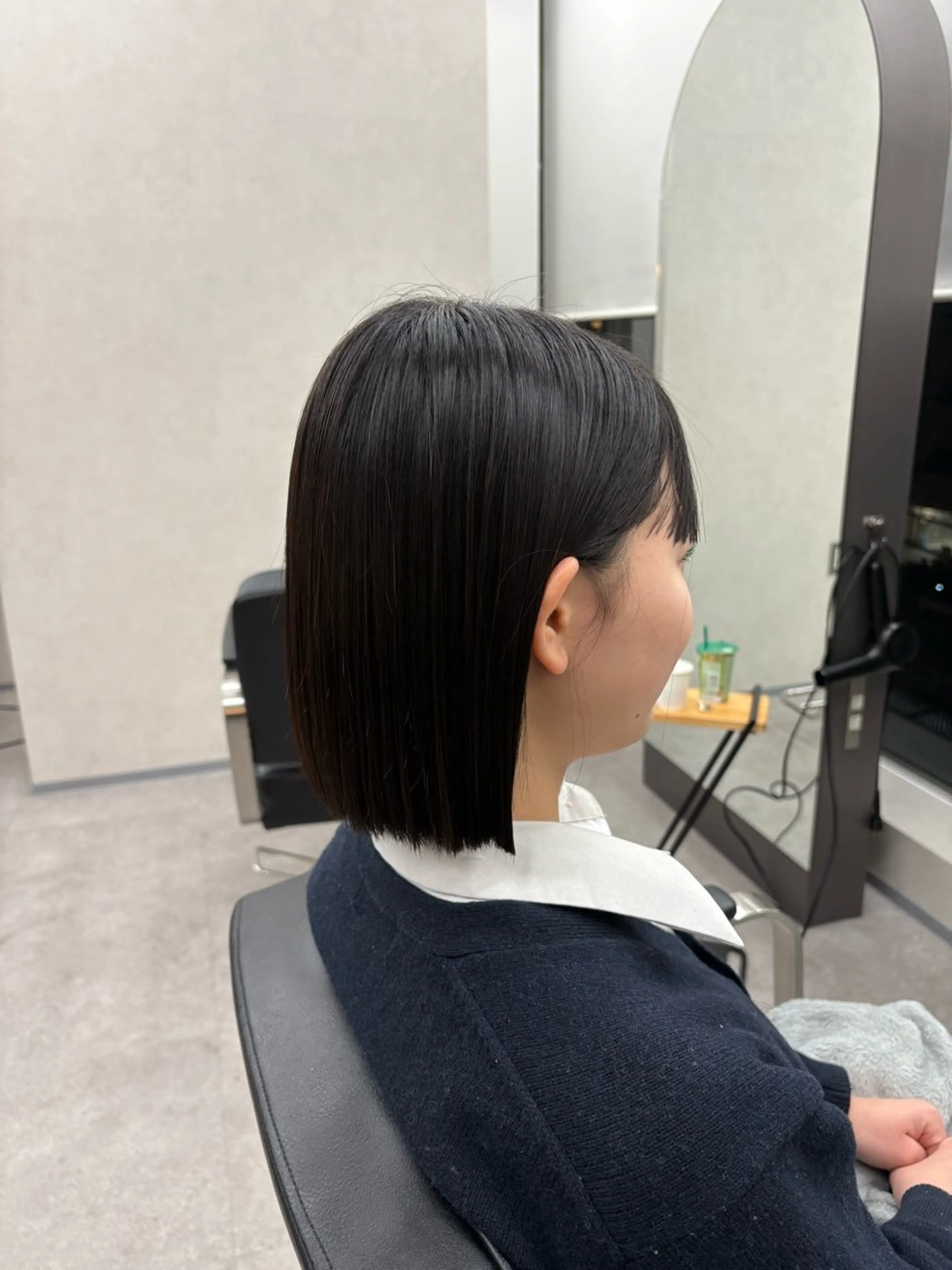 ショート ボブ カット トリートメント qumu 横浜所属・🌿ボブ/縮毛矯正/ 透明感カラー🌿神永のヘアスタイル