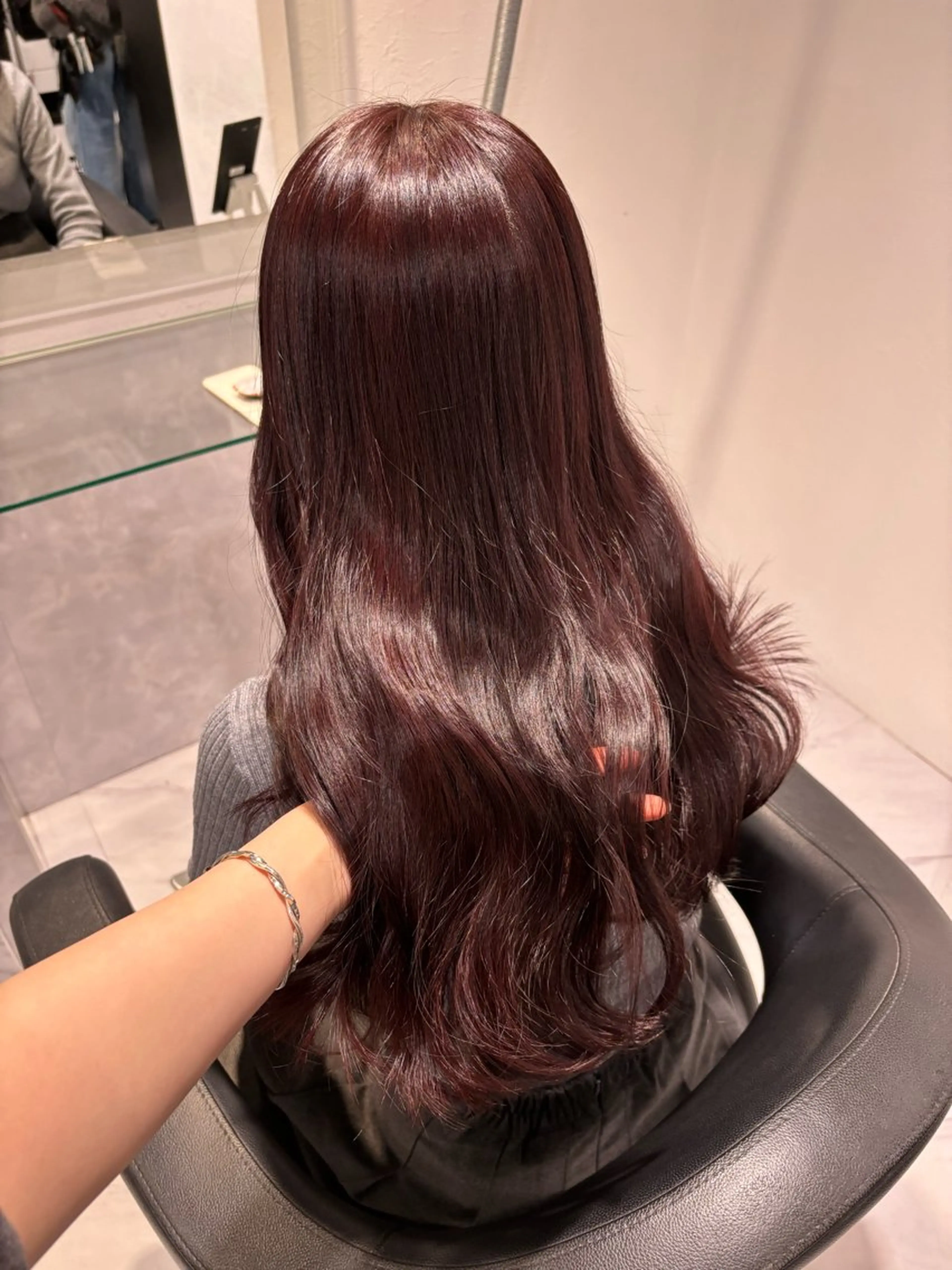 ロング カラー 表参道♡暗髪♡ 艶カラー♡アユミのヘアスタイル