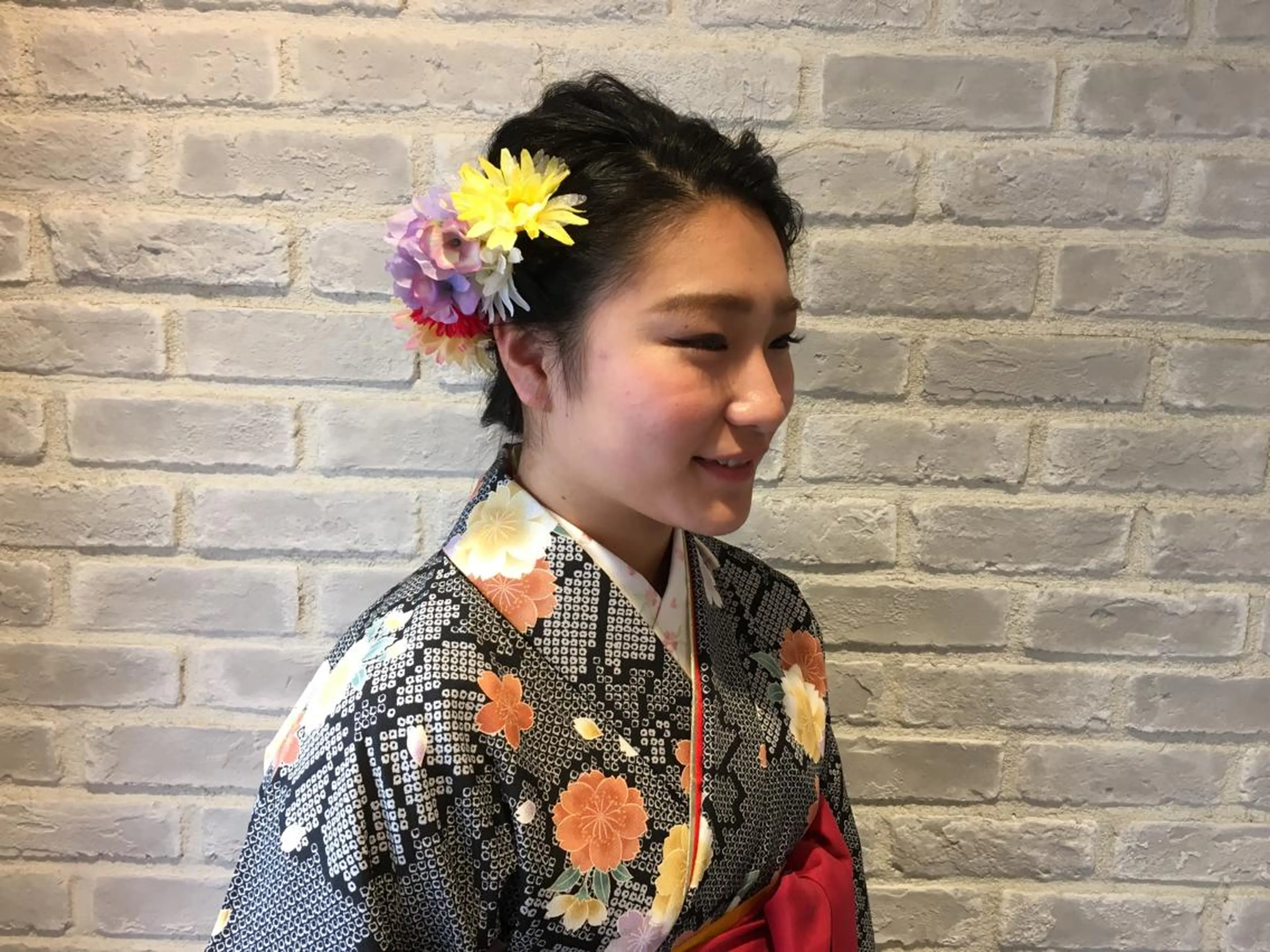 ミディアム ヘアアレンジ キッズ ネイル 成人式 卒業式のヘアスタイル 成人式 卒業式 rico_by ヘアとアイブロウの眉毛・アイブロウイメージ