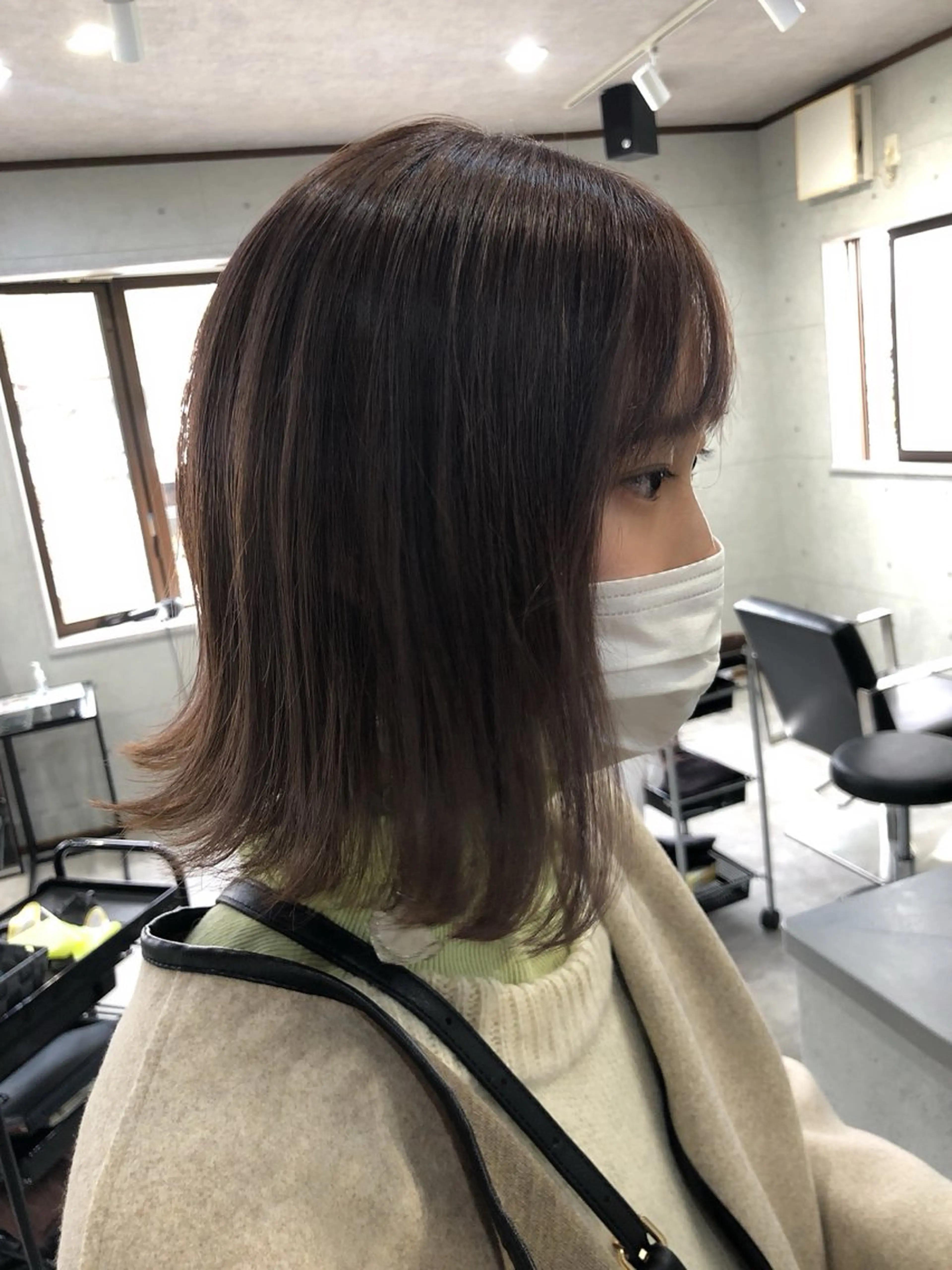 ミディアム ボブ くびれヘア くせ毛 髪質改善 切りっぱなしロブ カット ヘアカラー REVE美容室 REVEマツエクのヘアスタイル