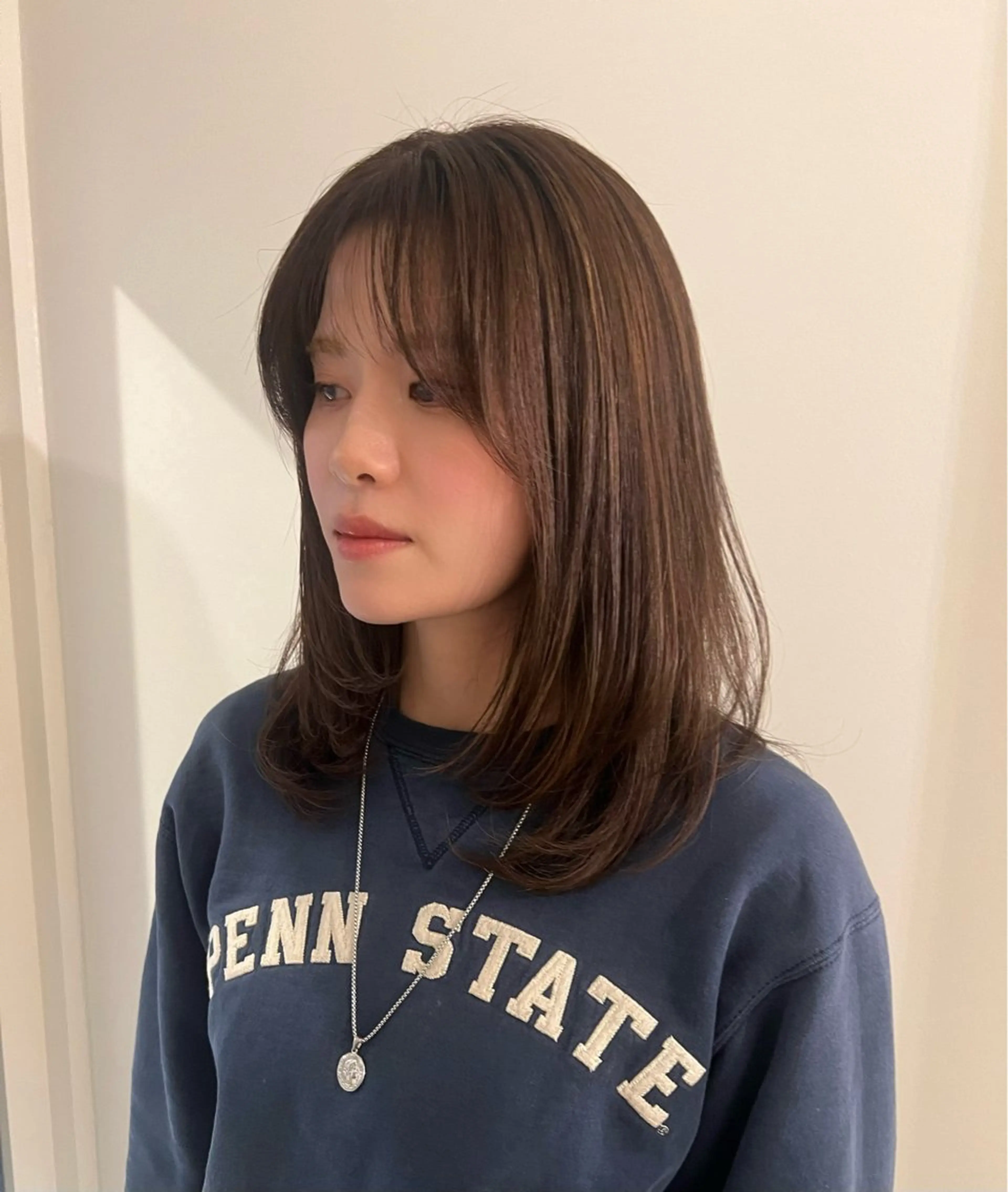 セミロング カラー ハイライトカラー ハイライト ヘアカラー 工藤 梨花のヘアスタイル