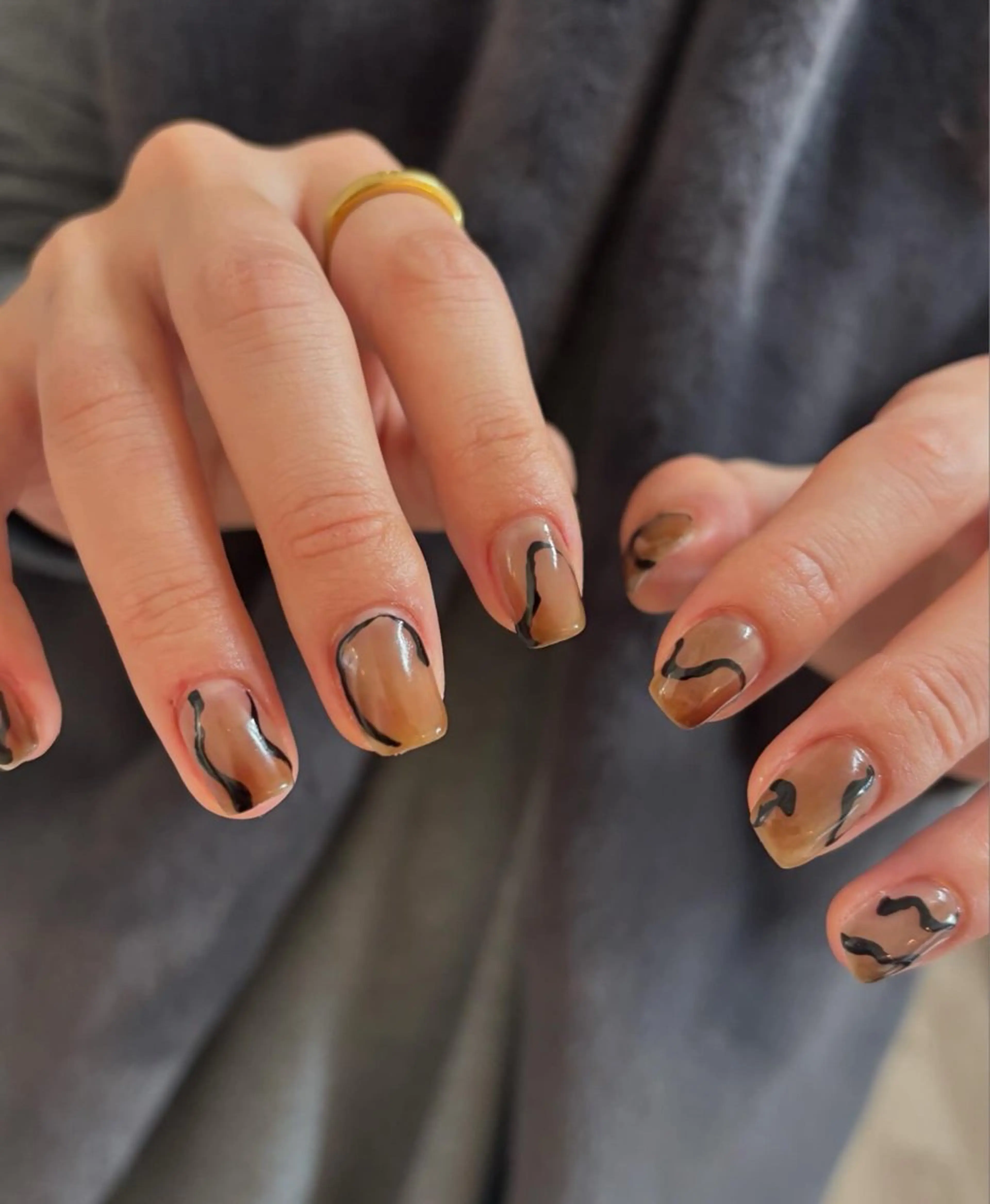 ネイル ニュアンスネイル ハンドネイル Elio所属・Elio 国泰寺のネイルデザイン