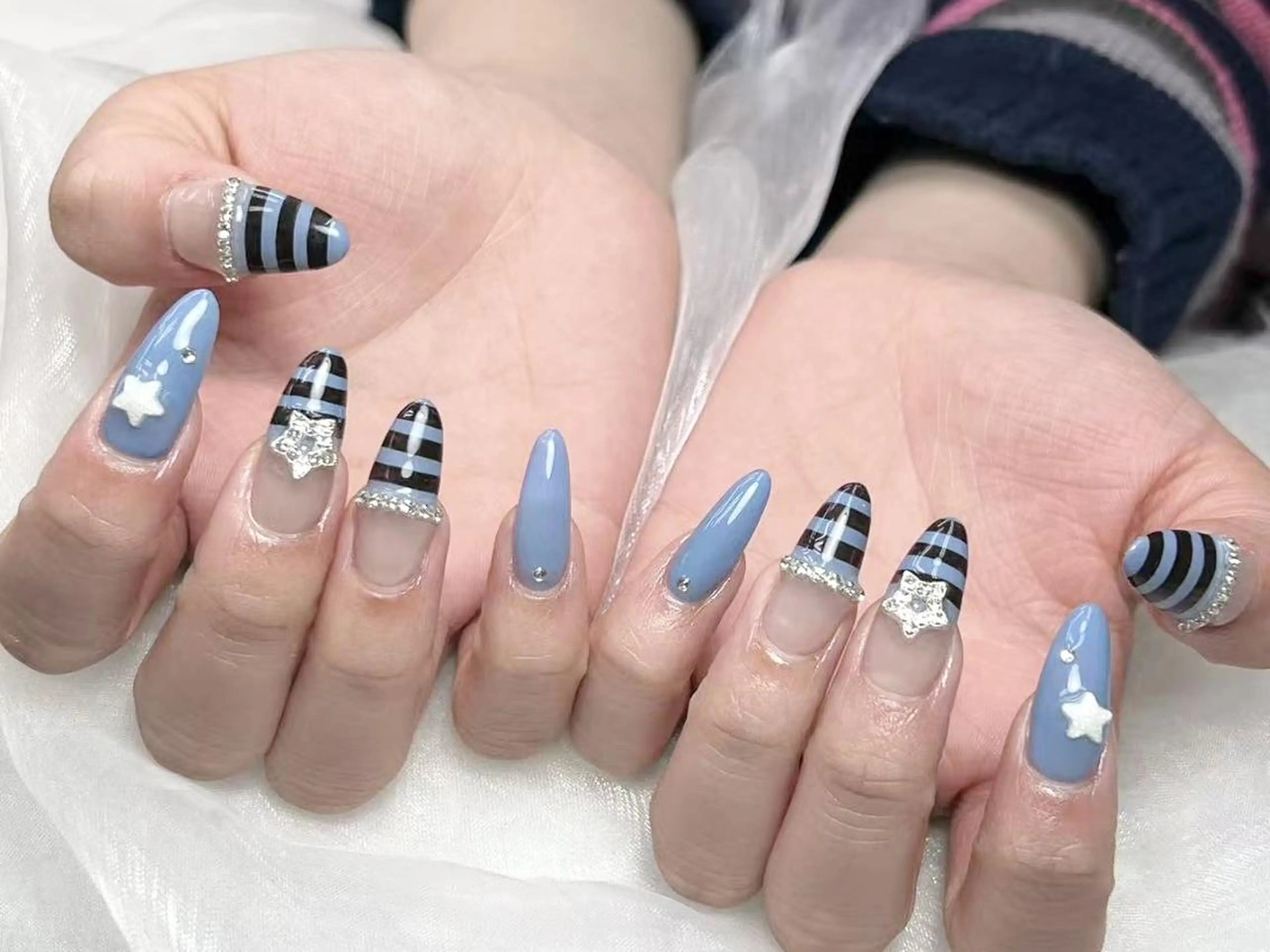 メンズ ネイル メンズ韓国風 アートネイル フレンチネイル ジェルネイル キラキラネイル ハンドネイル フットネイル Bloom kabukiのネイルデザイン