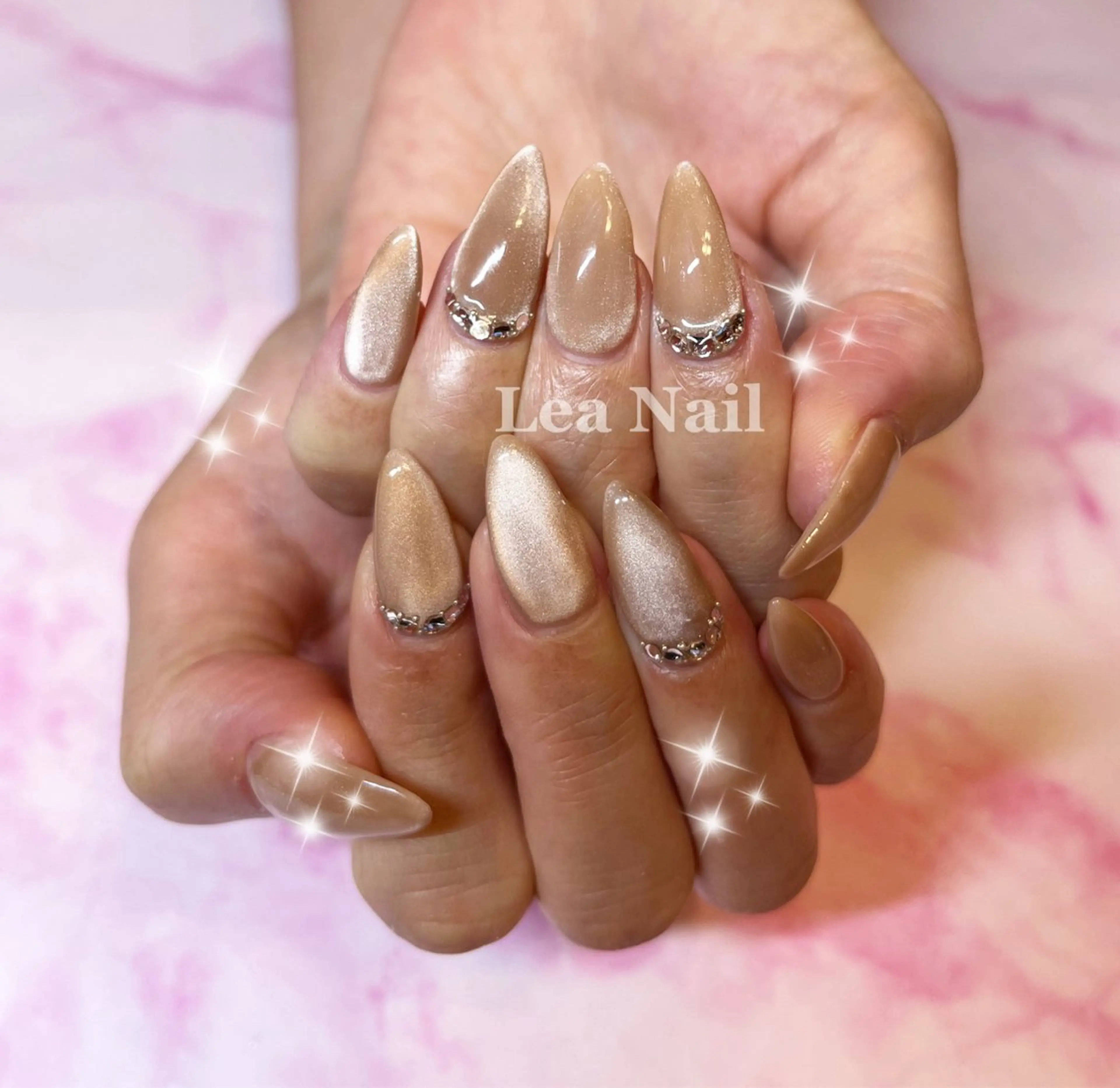 ネイル マグネットネイル シンプルネイル ハンドネイル Lea Nailのネイルデザイン