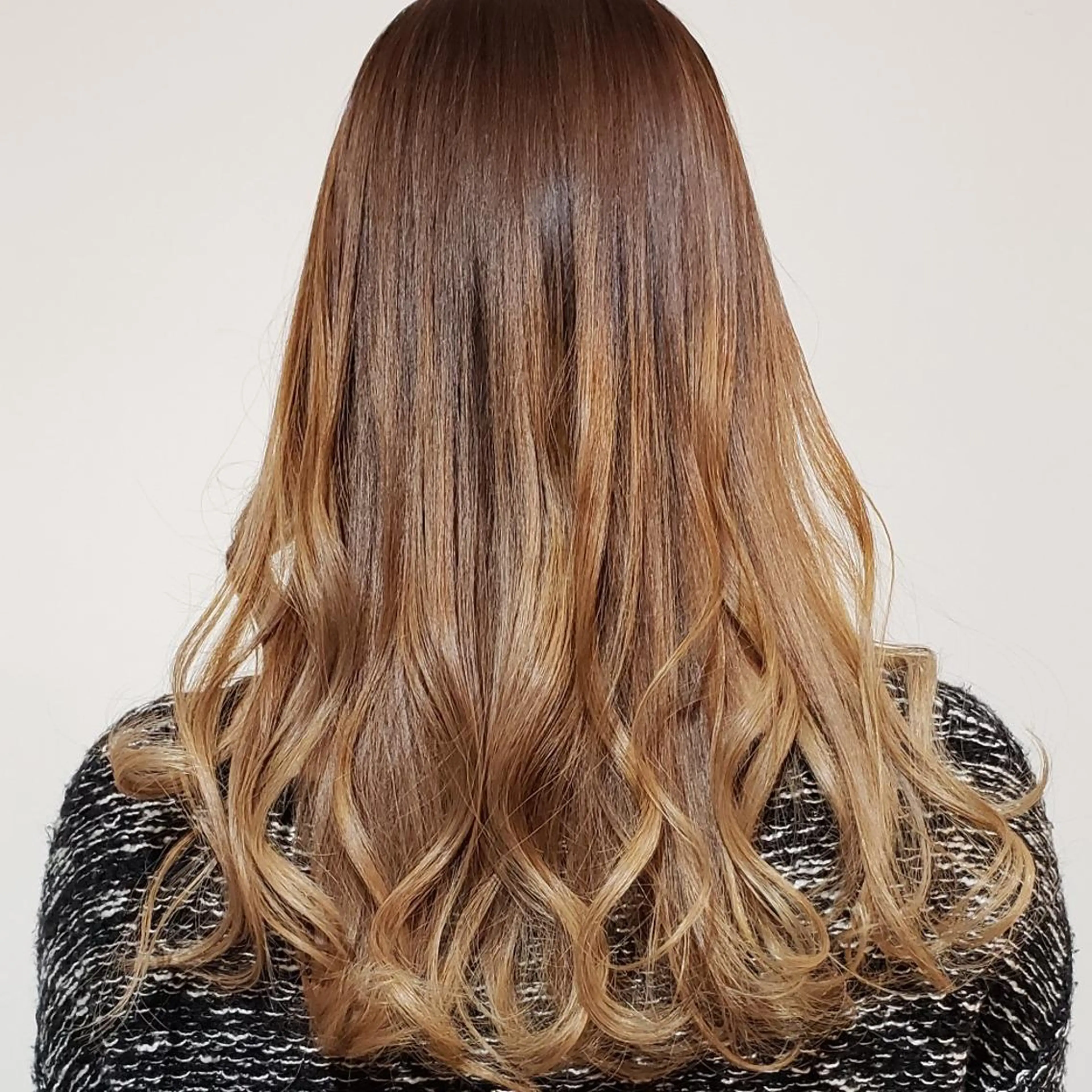 ロング カラー カット トリートメント 🇰🇷透明感×ハイ トーン🌟tomoのヘアスタイル